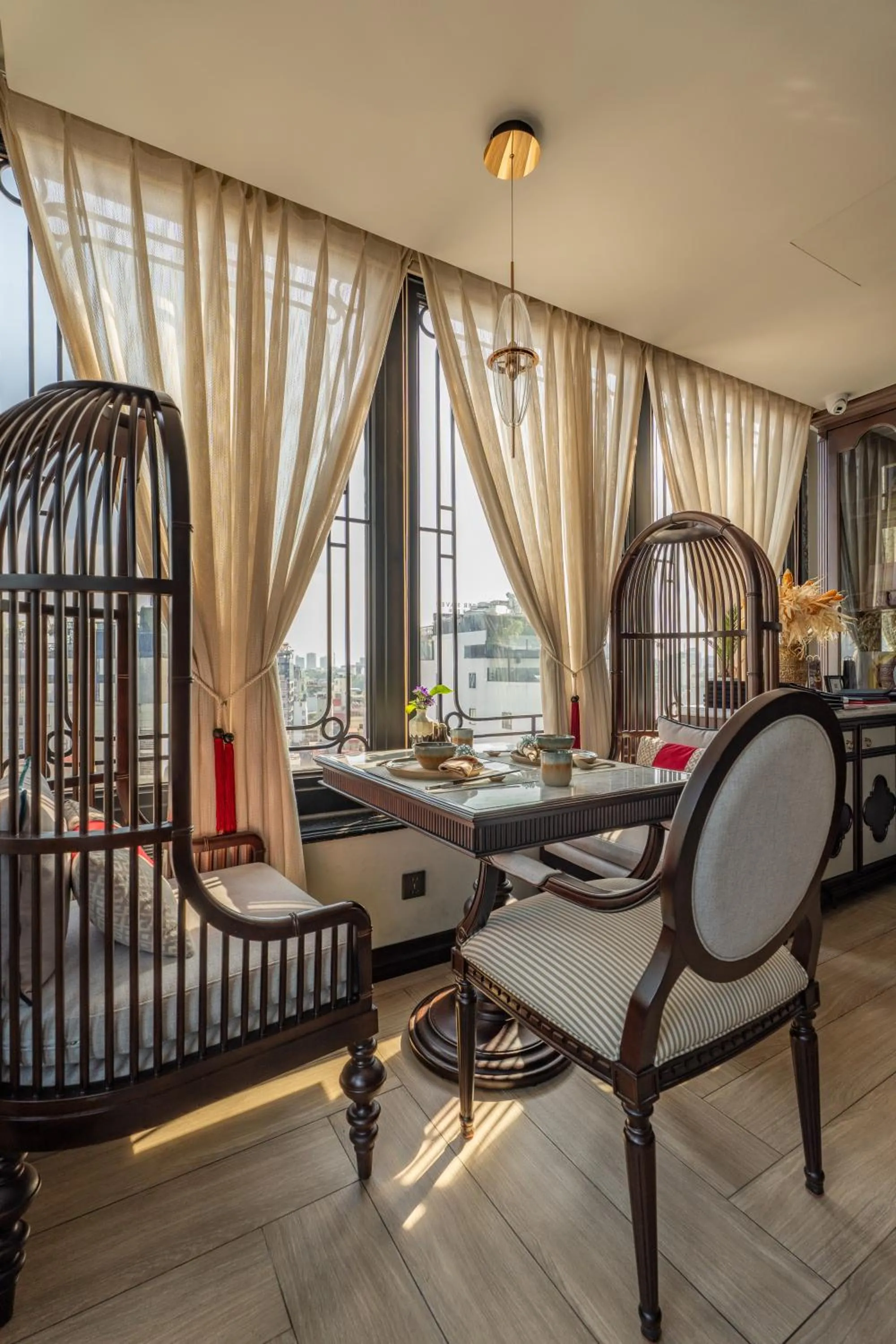 Restaurant/places to eat in La Mejor Indochine Hotel