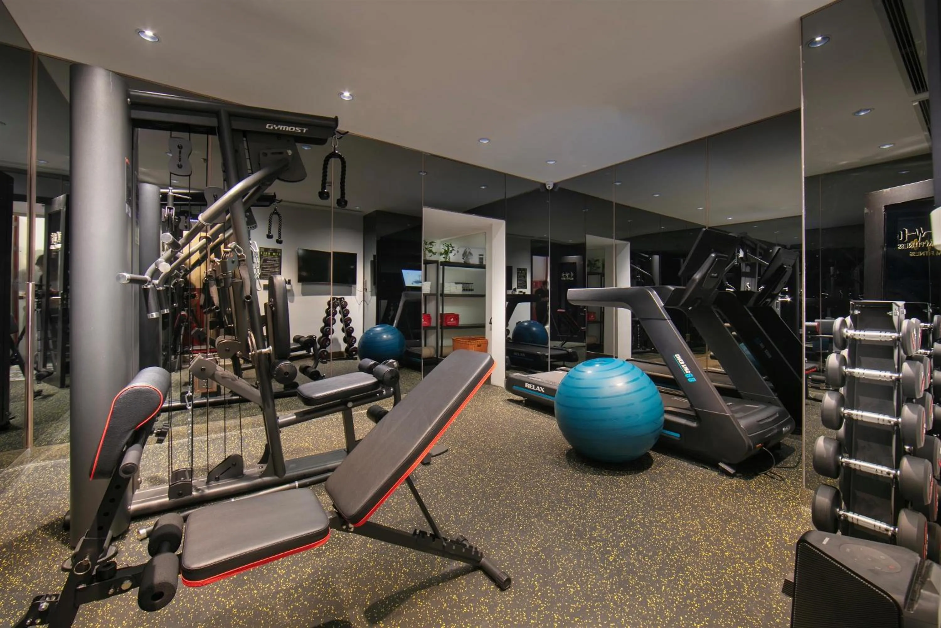 Fitness centre/facilities in La Mejor Indochine Hotel