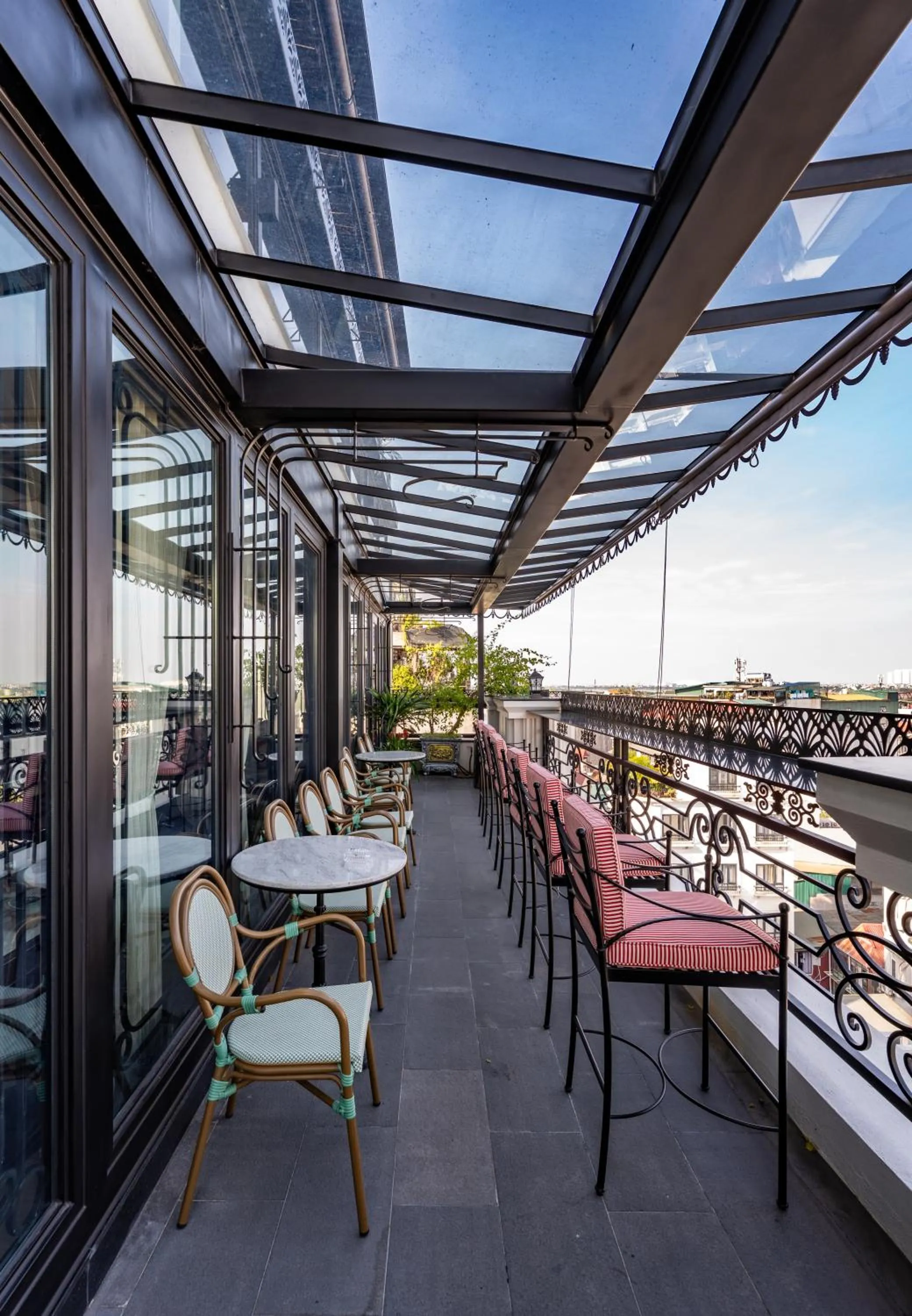Restaurant/places to eat in La Mejor Indochine Hotel