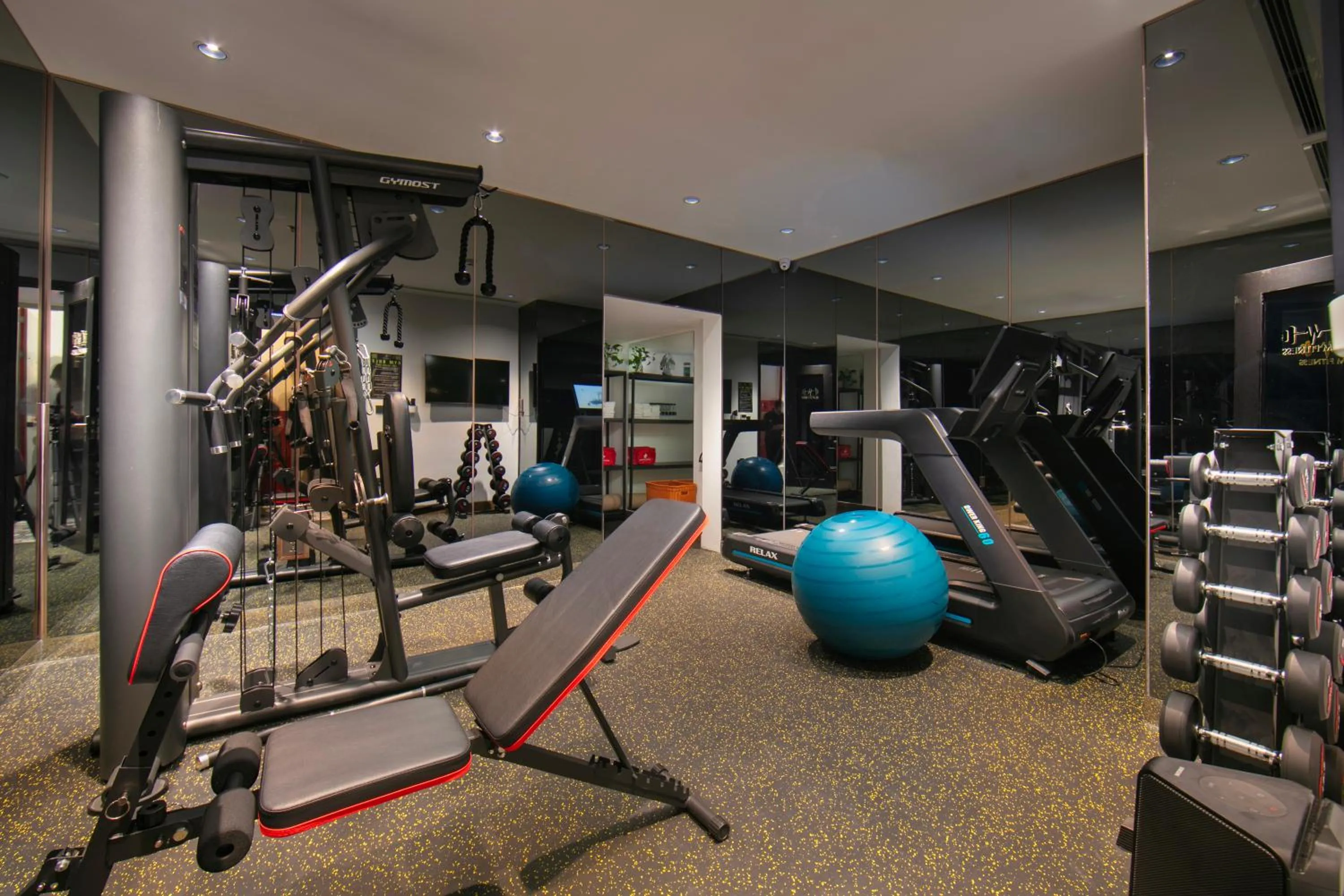 Fitness centre/facilities in La Mejor Indochine Hotel