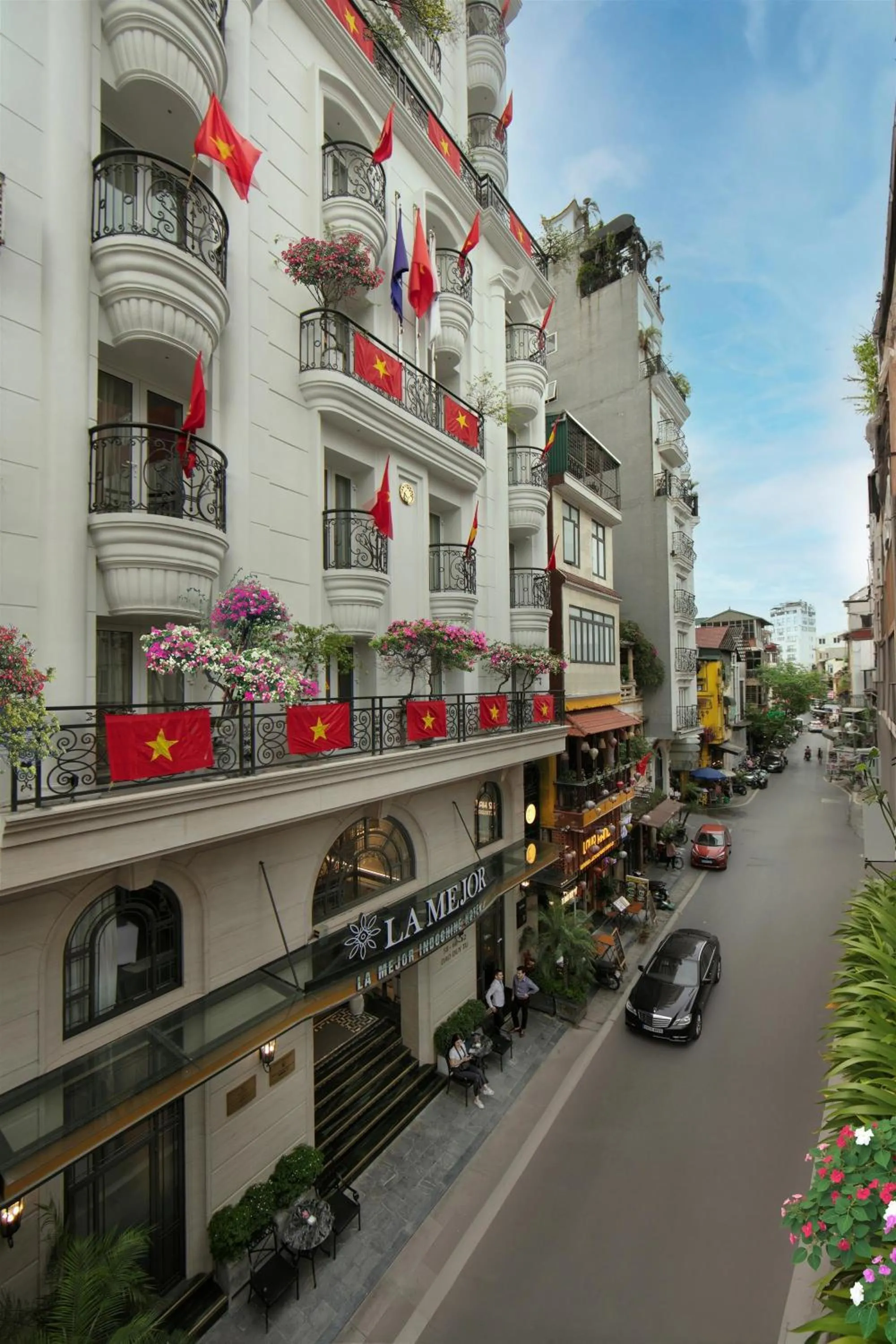 Property building in La Mejor Indochine Hotel