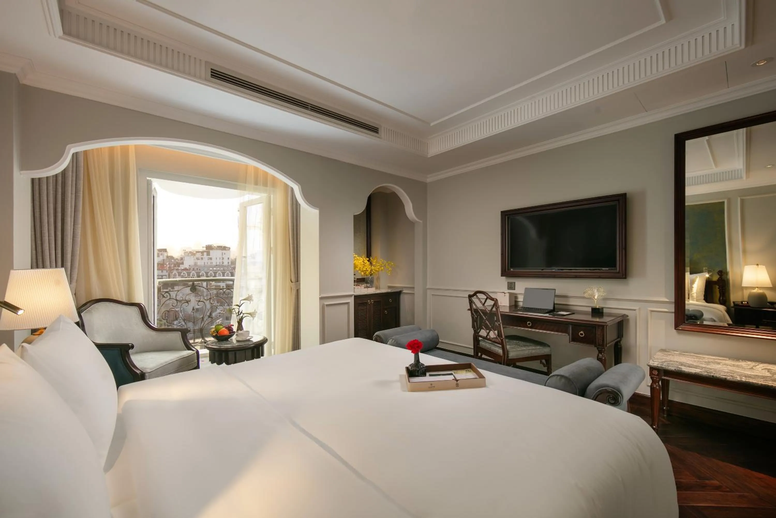 TV and multimedia, Bed in La Mejor Indochine Hotel