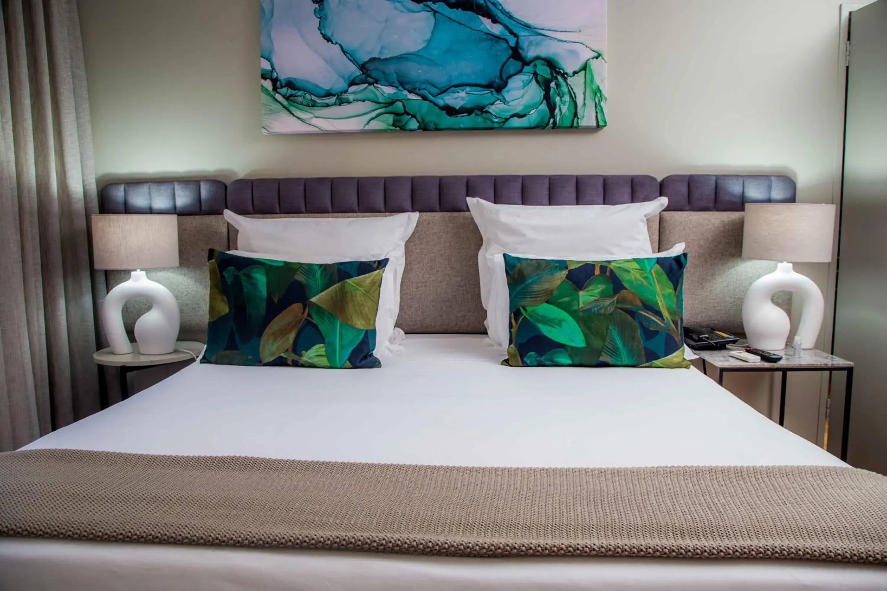 Bed in Cresta Lodge Harare Bed in Cresta Lodge Harare