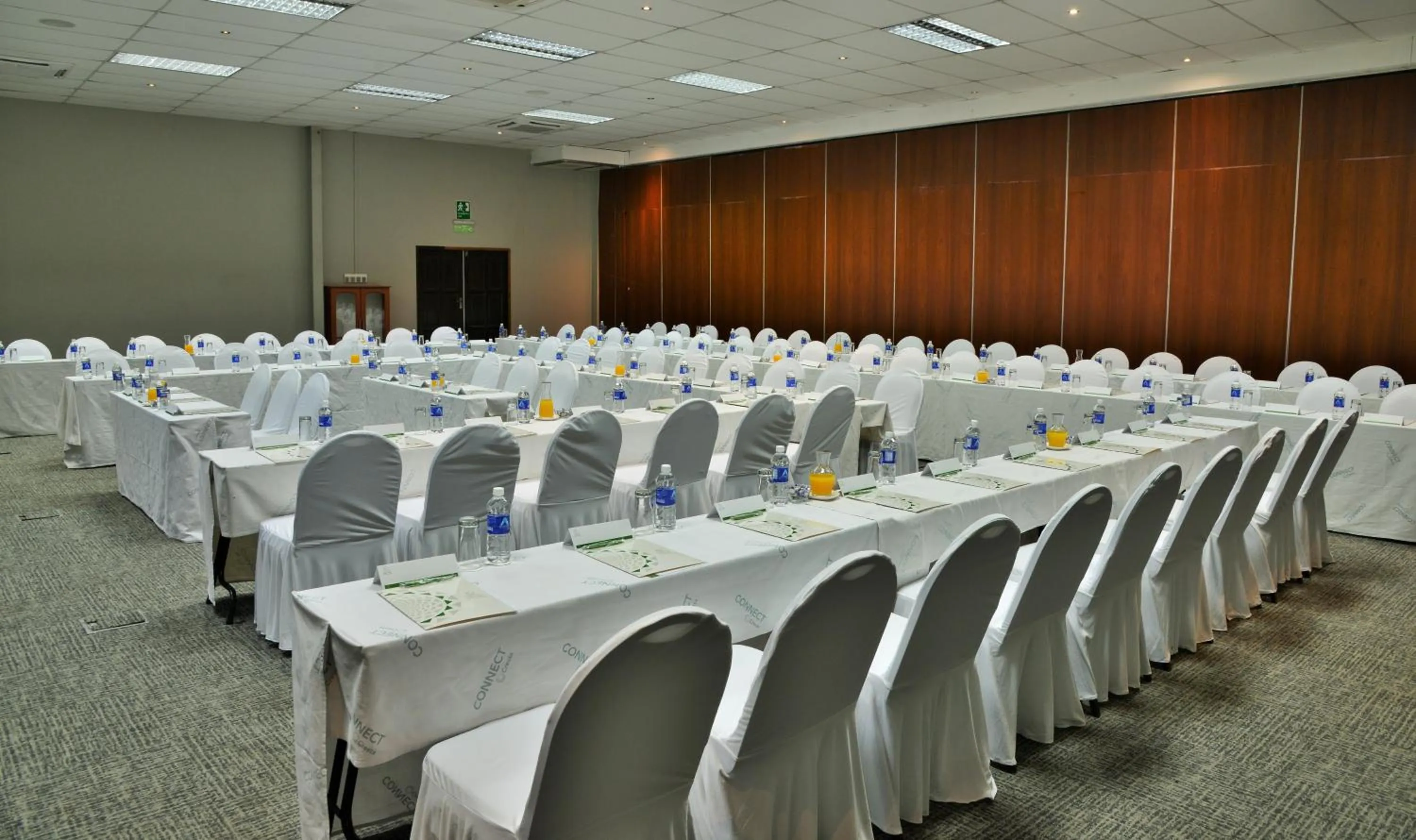 Meeting/conference room in Cresta Lodge Harare