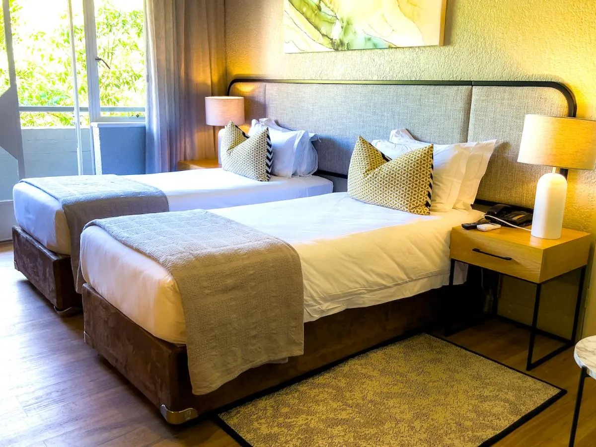 Bed in Cresta Lodge Harare