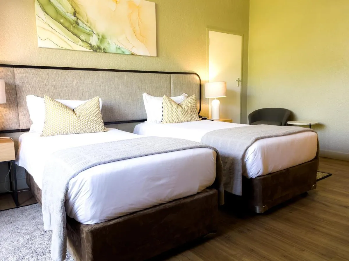 Bed in Cresta Lodge Harare