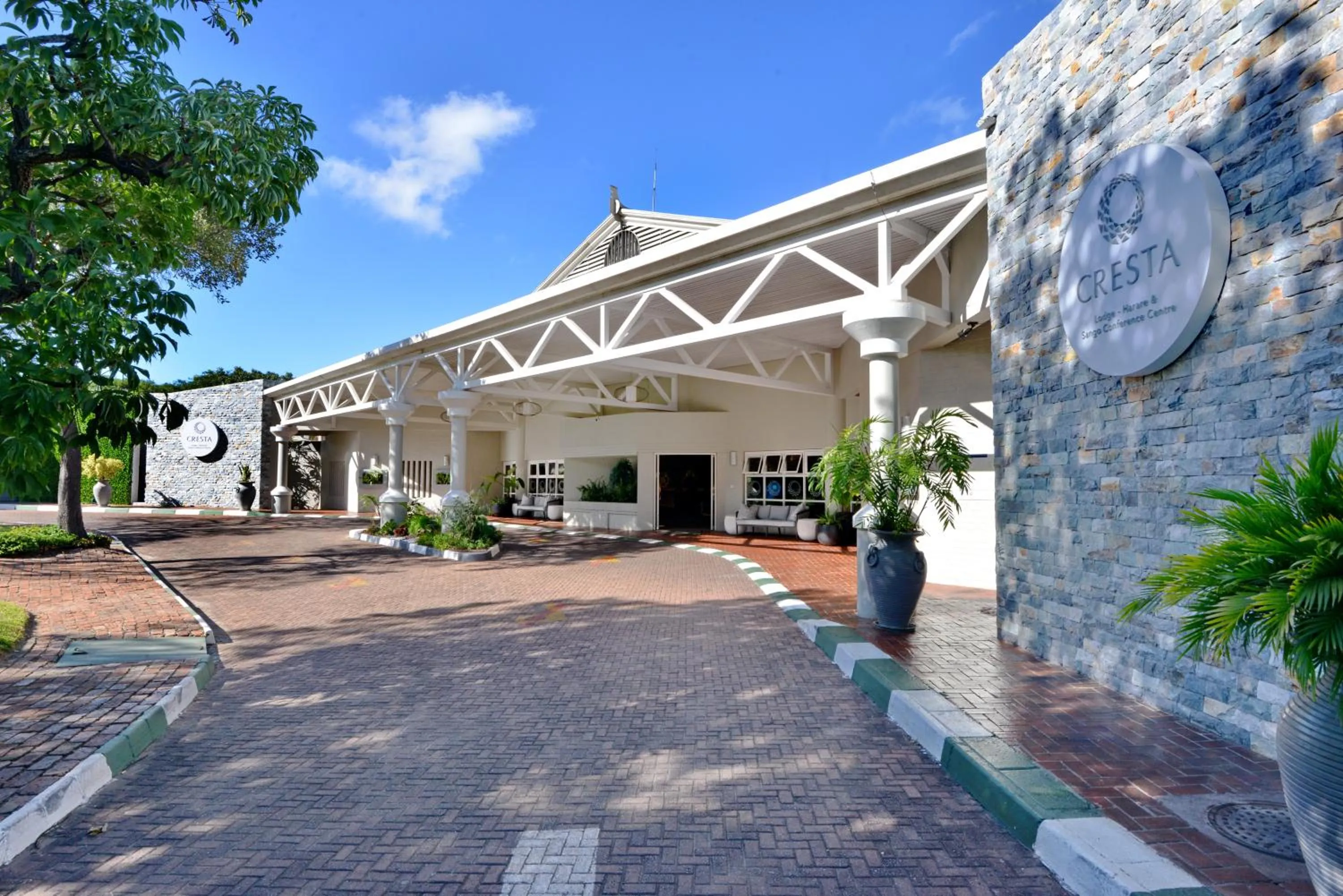 Property building in Cresta Lodge Harare