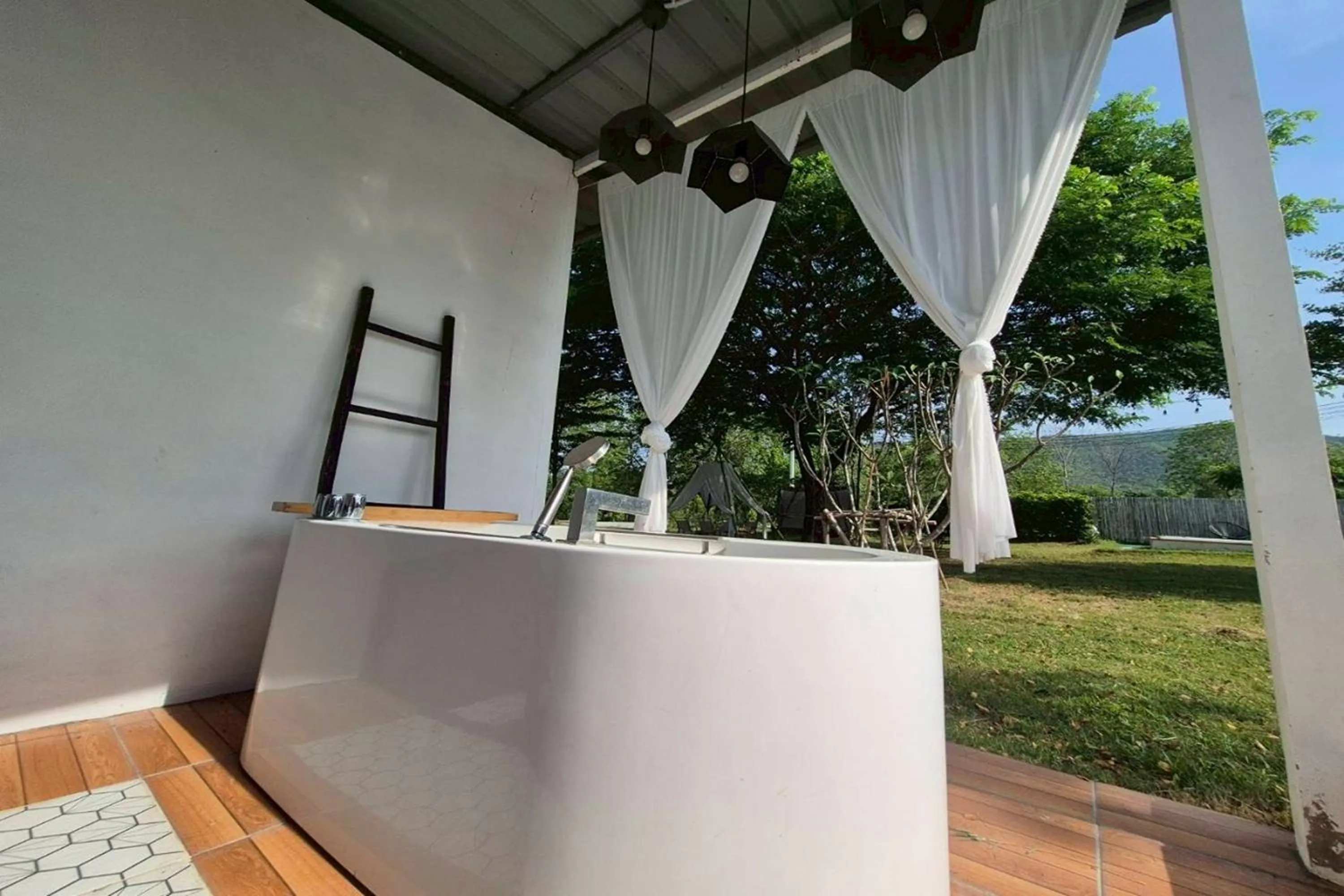 Bathroom in NaNine Glamping