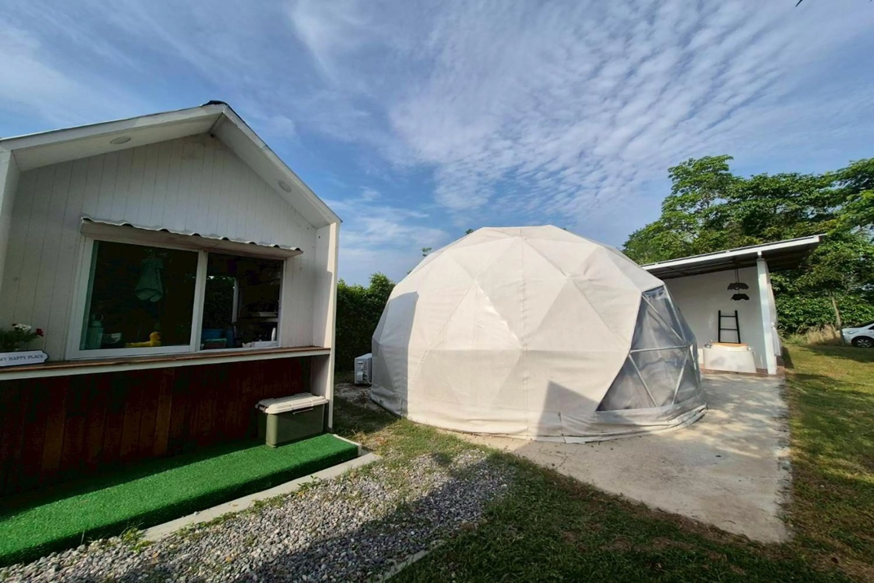 Property building in NaNine Glamping