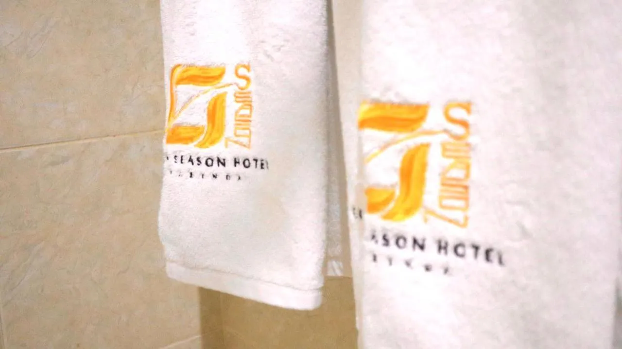 towels in Hotel Golden Season