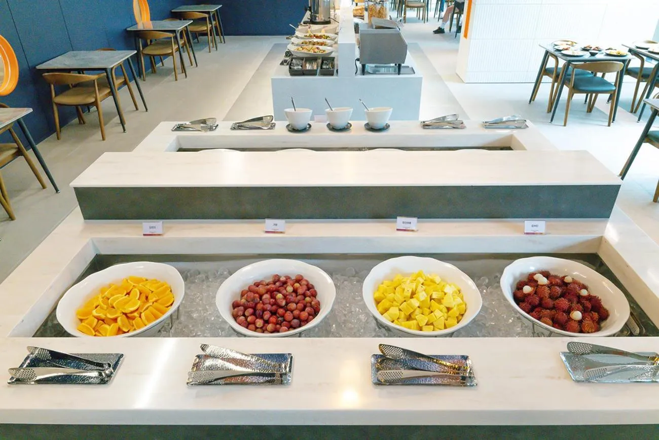 Restaurant/places to eat in Sokcho Mari Vista Hotel