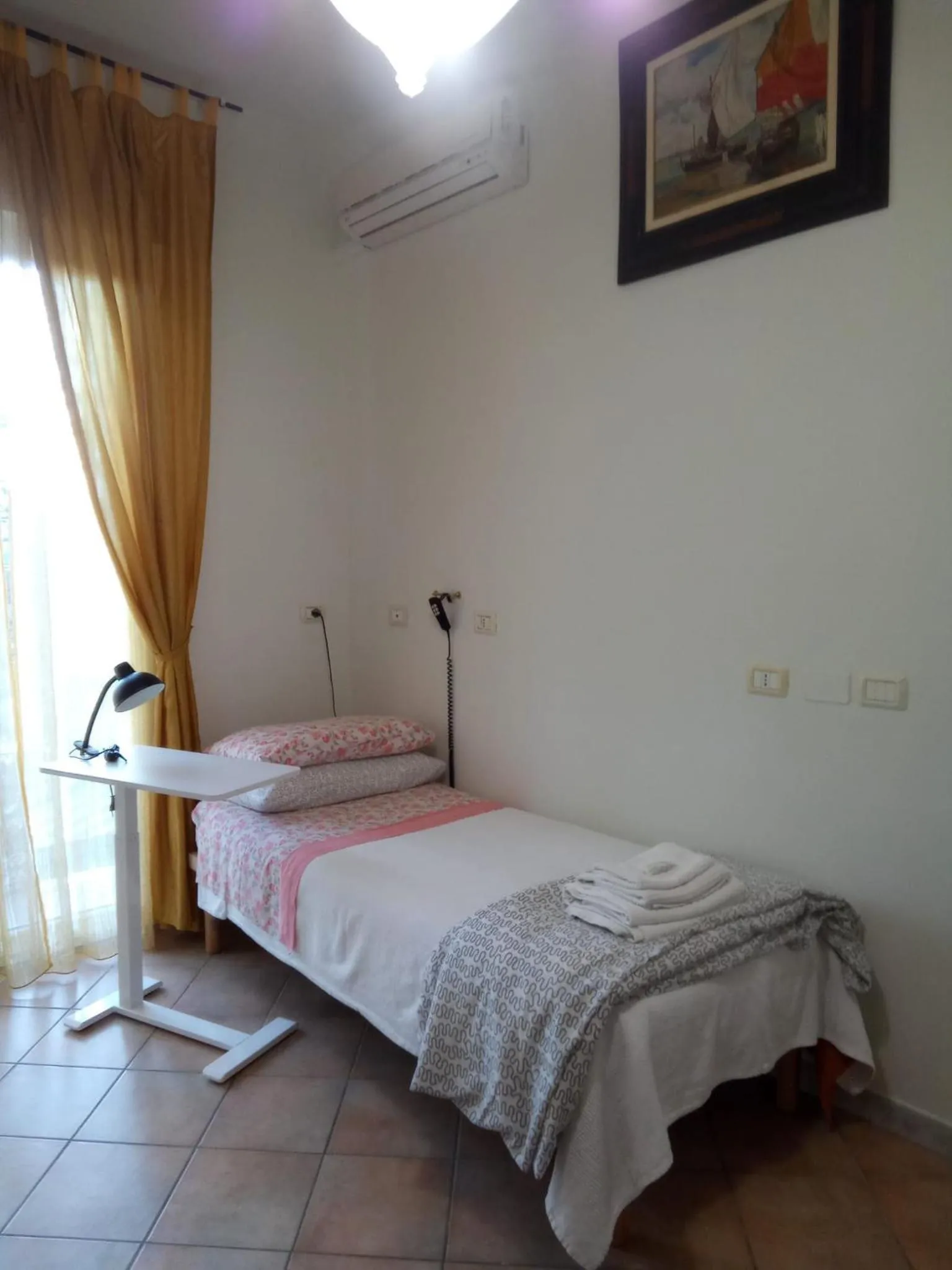 Bed in Villa Fiorita