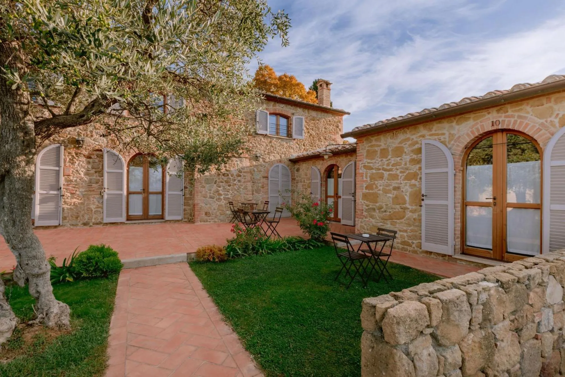 Property building in Borgo Sant'Ambrogio - Resort