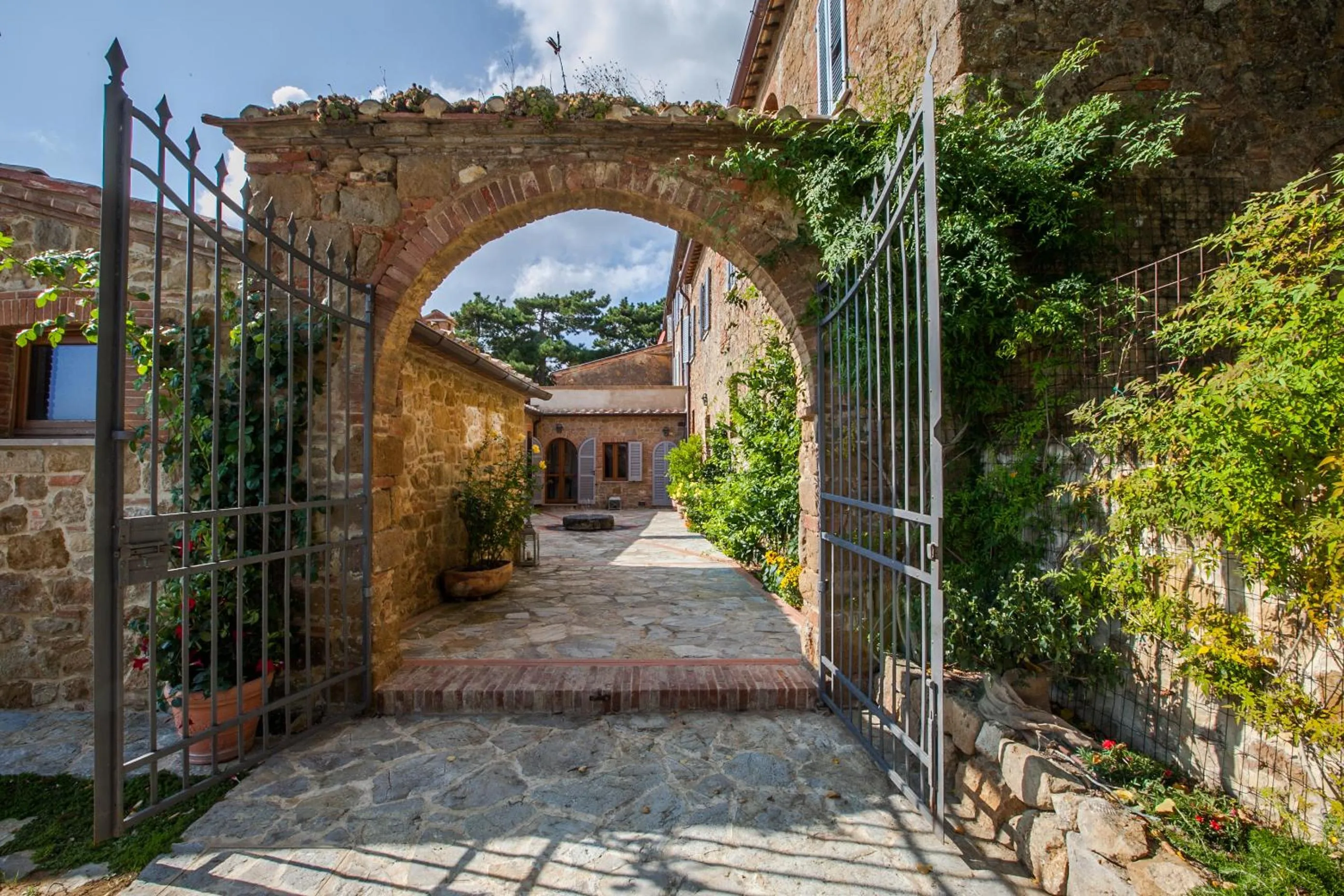 Patio in Borgo Sant'Ambrogio - Resort