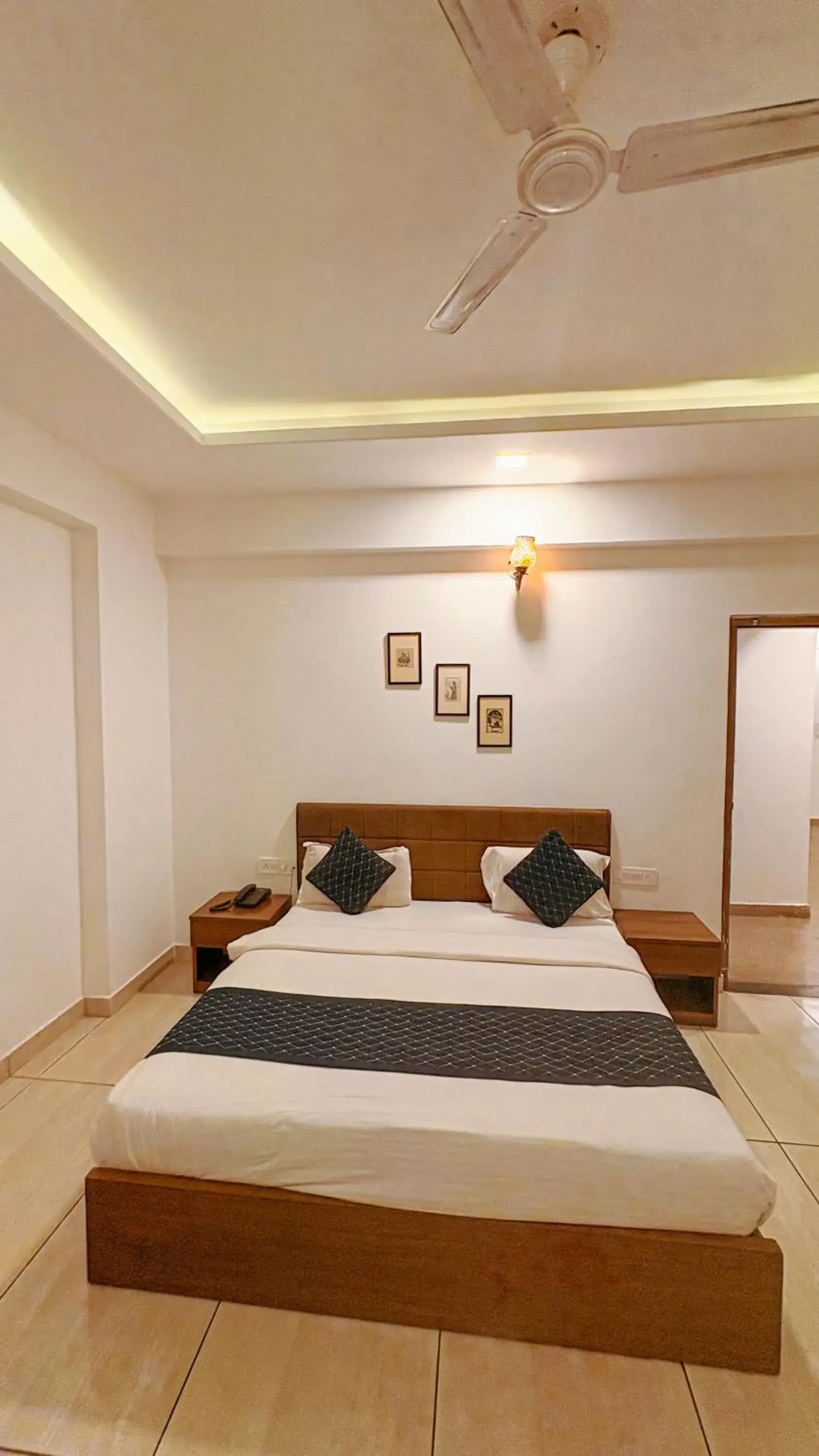 Bed in Hotel Nikanshvee Bed in Hotel Nikanshvee