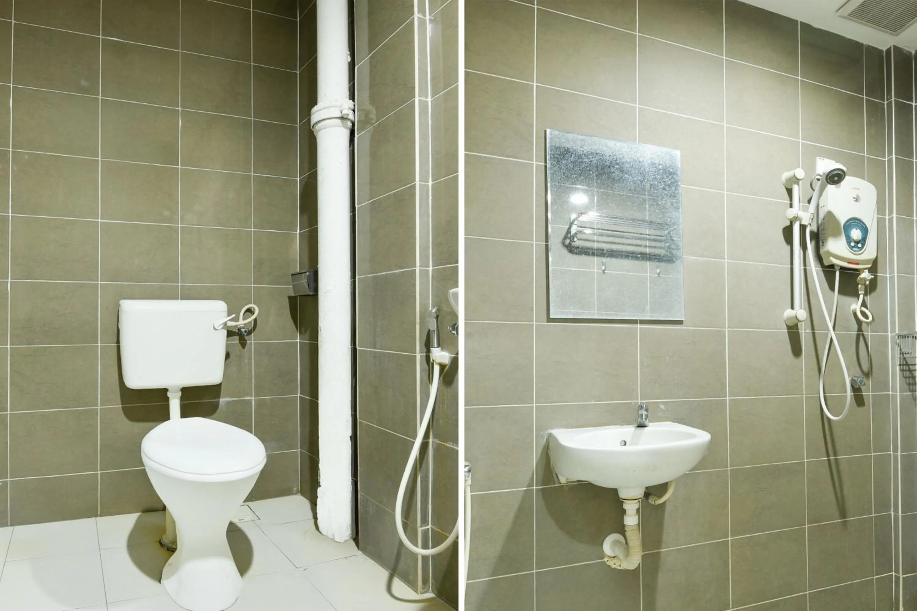 Bathroom in Hotel O KB Near Siti Khadijah Market Formerly KB 7 Days