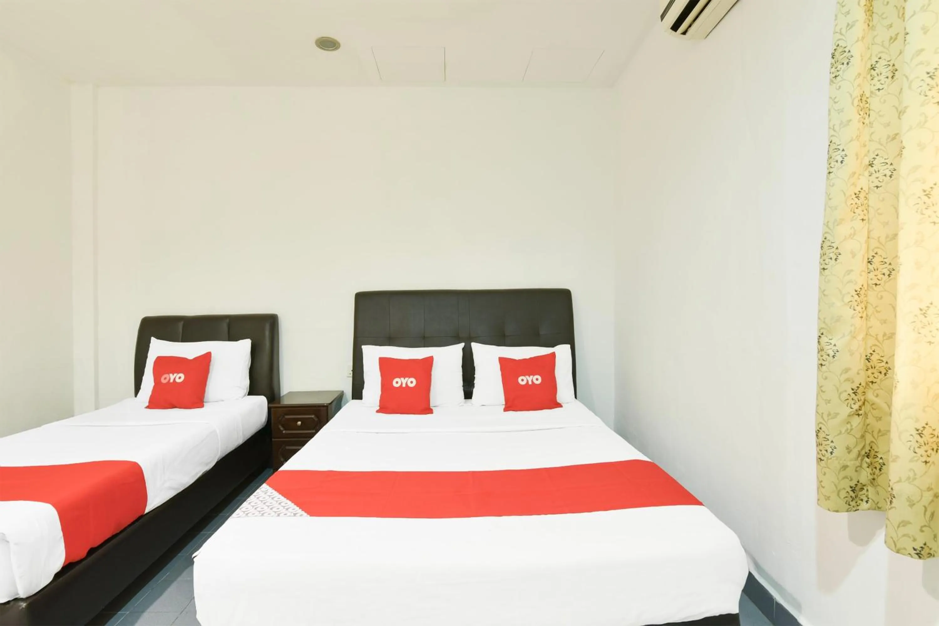 Bedroom, Bed in Hotel O KB Near Siti Khadijah Market Formerly KB 7 Days