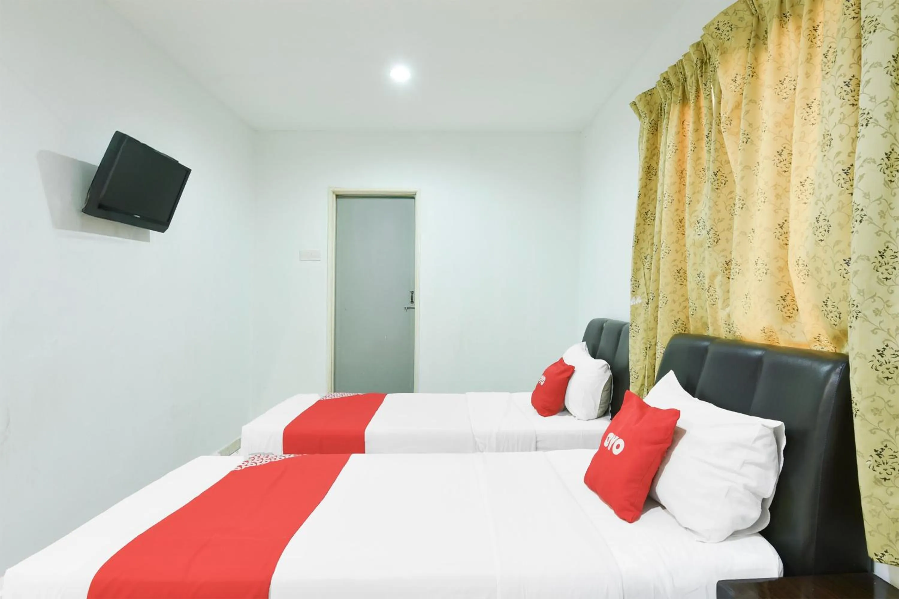 Bedroom, Bed in Hotel O KB Near Siti Khadijah Market Formerly KB 7 Days