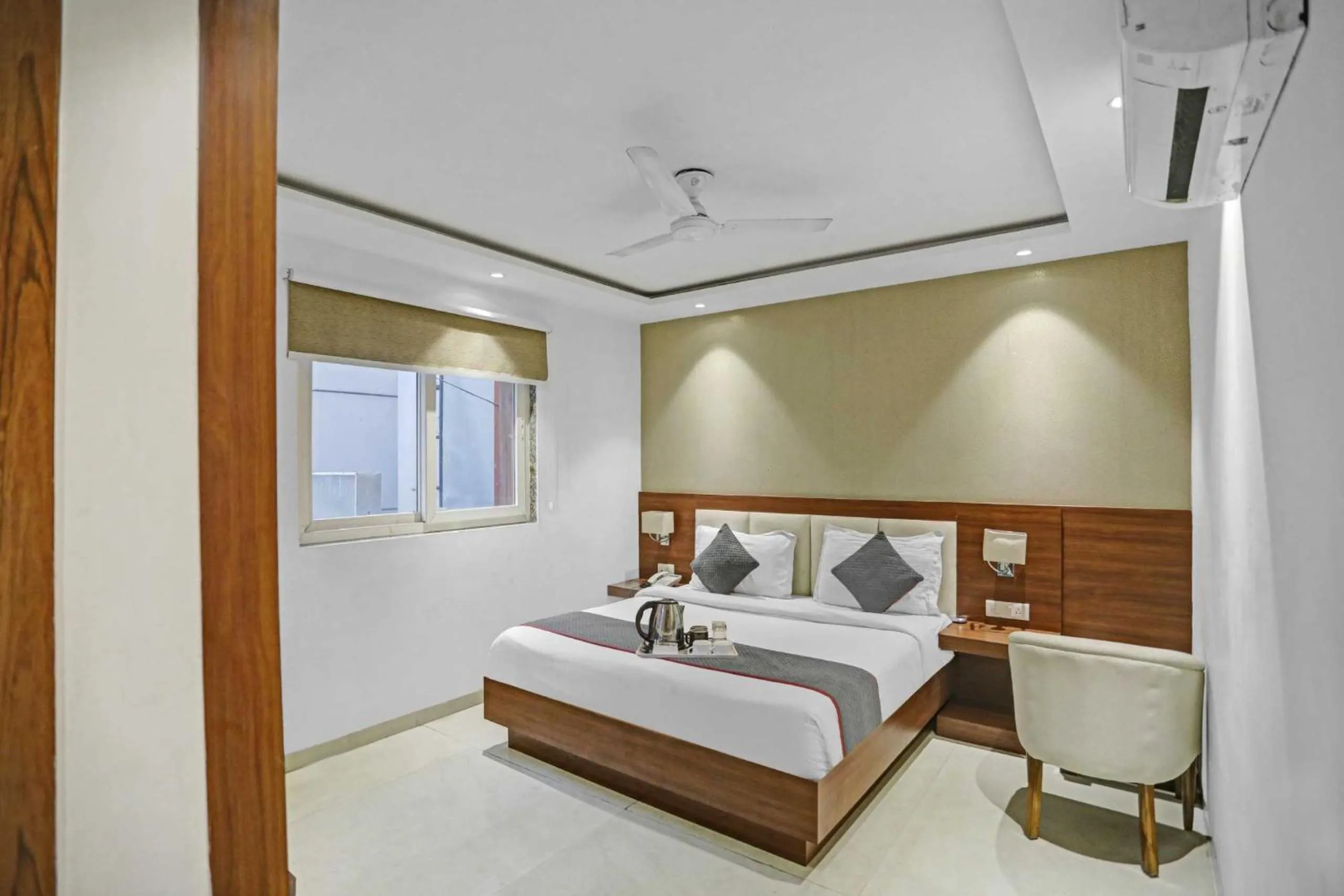 Lobby or reception, Bed in Hotel O by OYO Euro Near IGI Airport