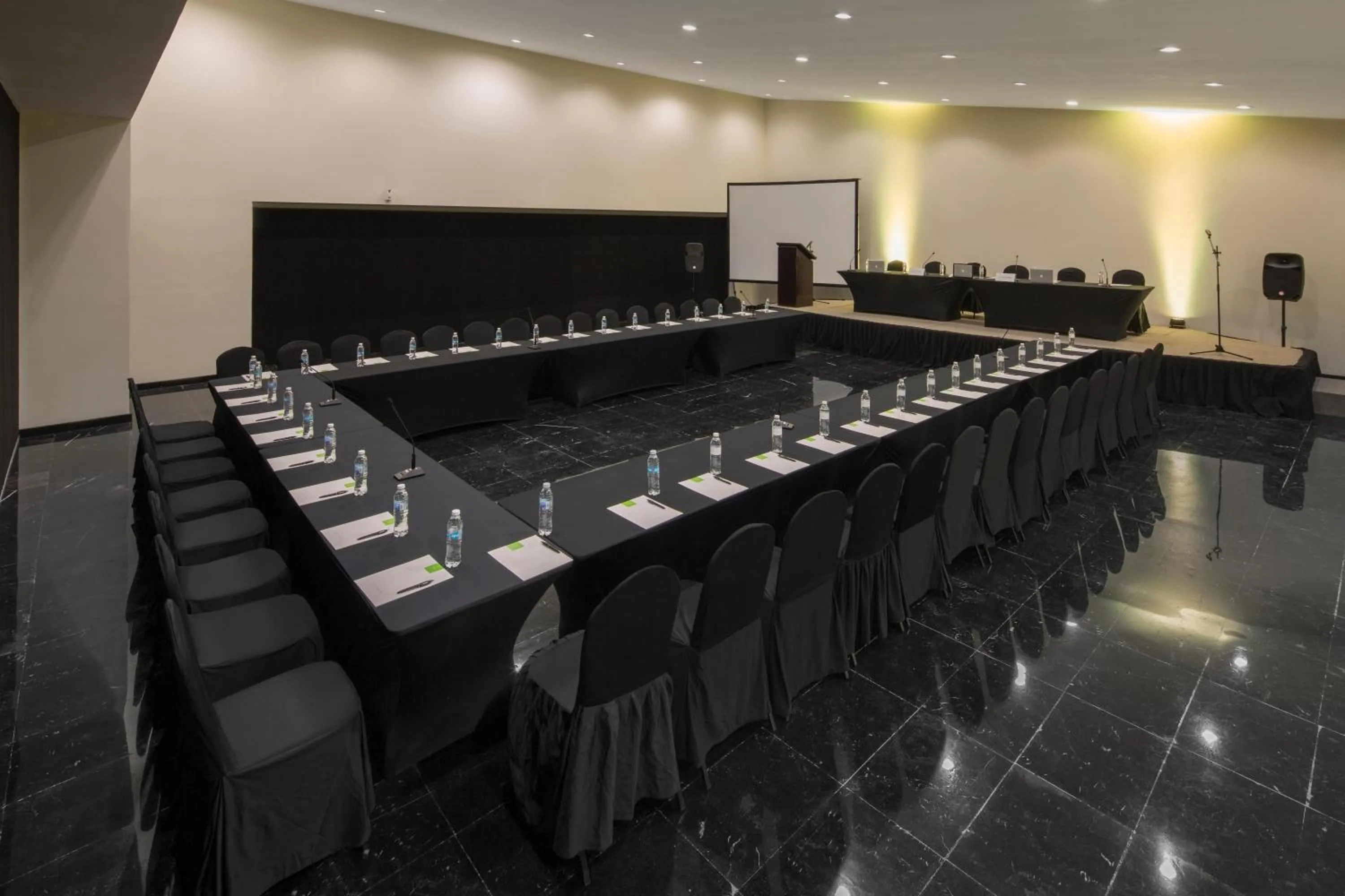 Meeting/conference room in Oh! Cancun - The Urban Oasis & Beach Club