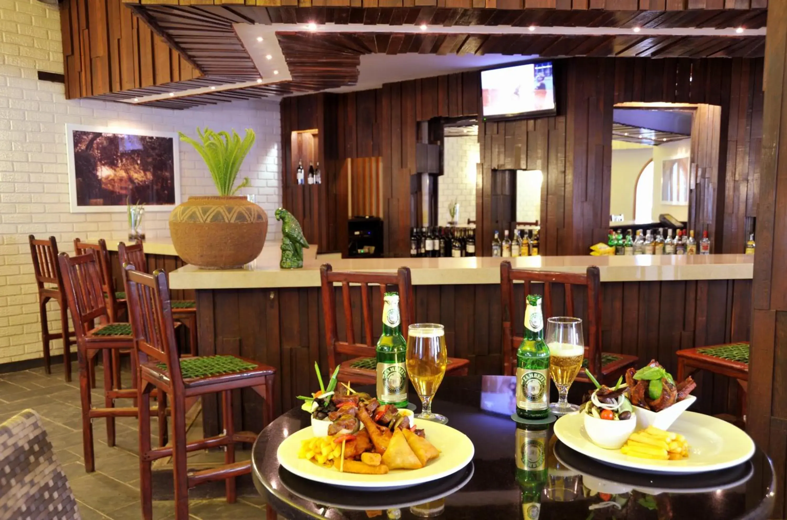Restaurant/places to eat in Cresta Sprayview Victoria Falls Restaurant/places to eat in Cresta Sprayview Victoria Falls