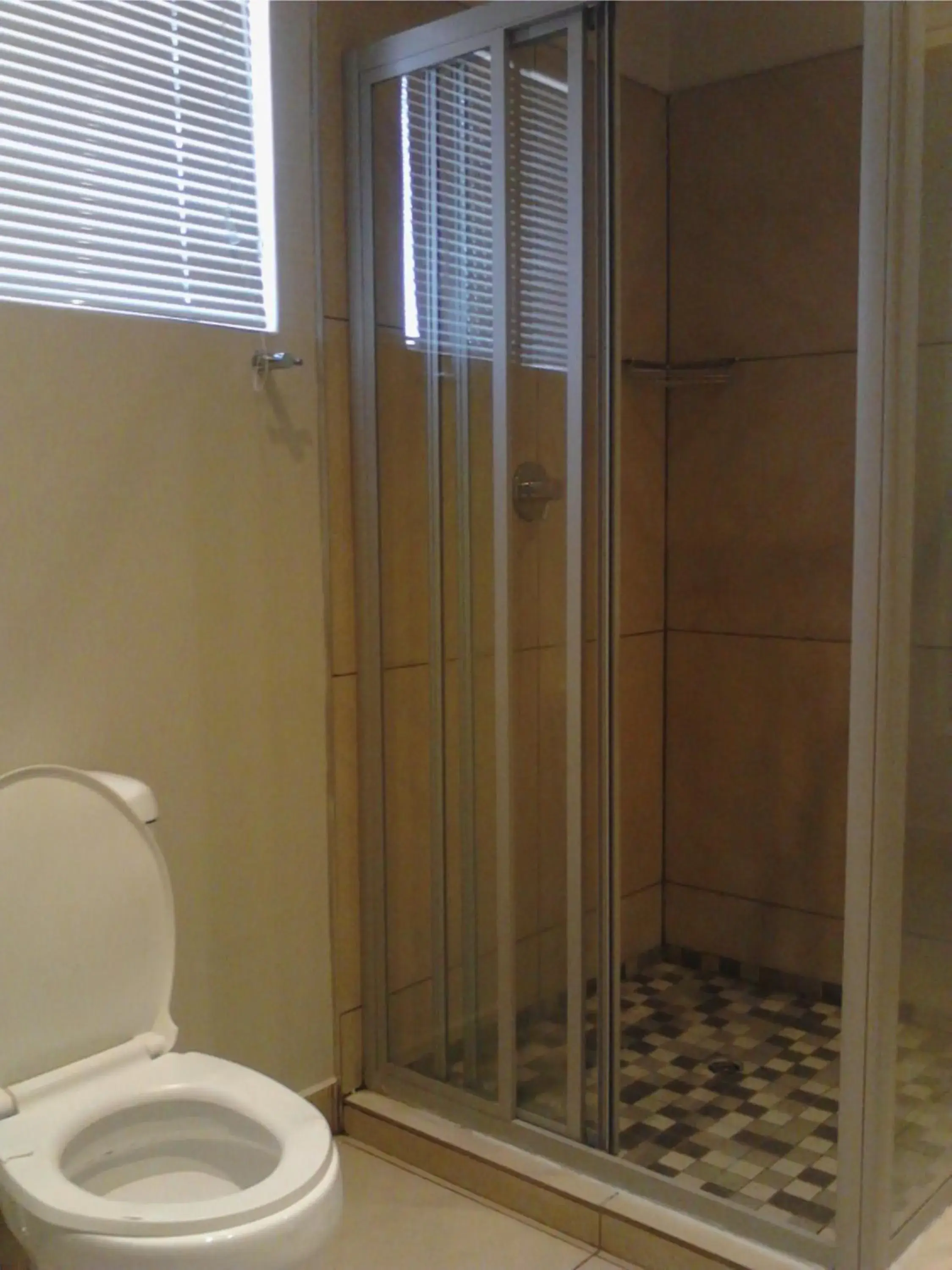 Shower in Cresta Sprayview Victoria Falls Shower in Cresta Sprayview Victoria Falls