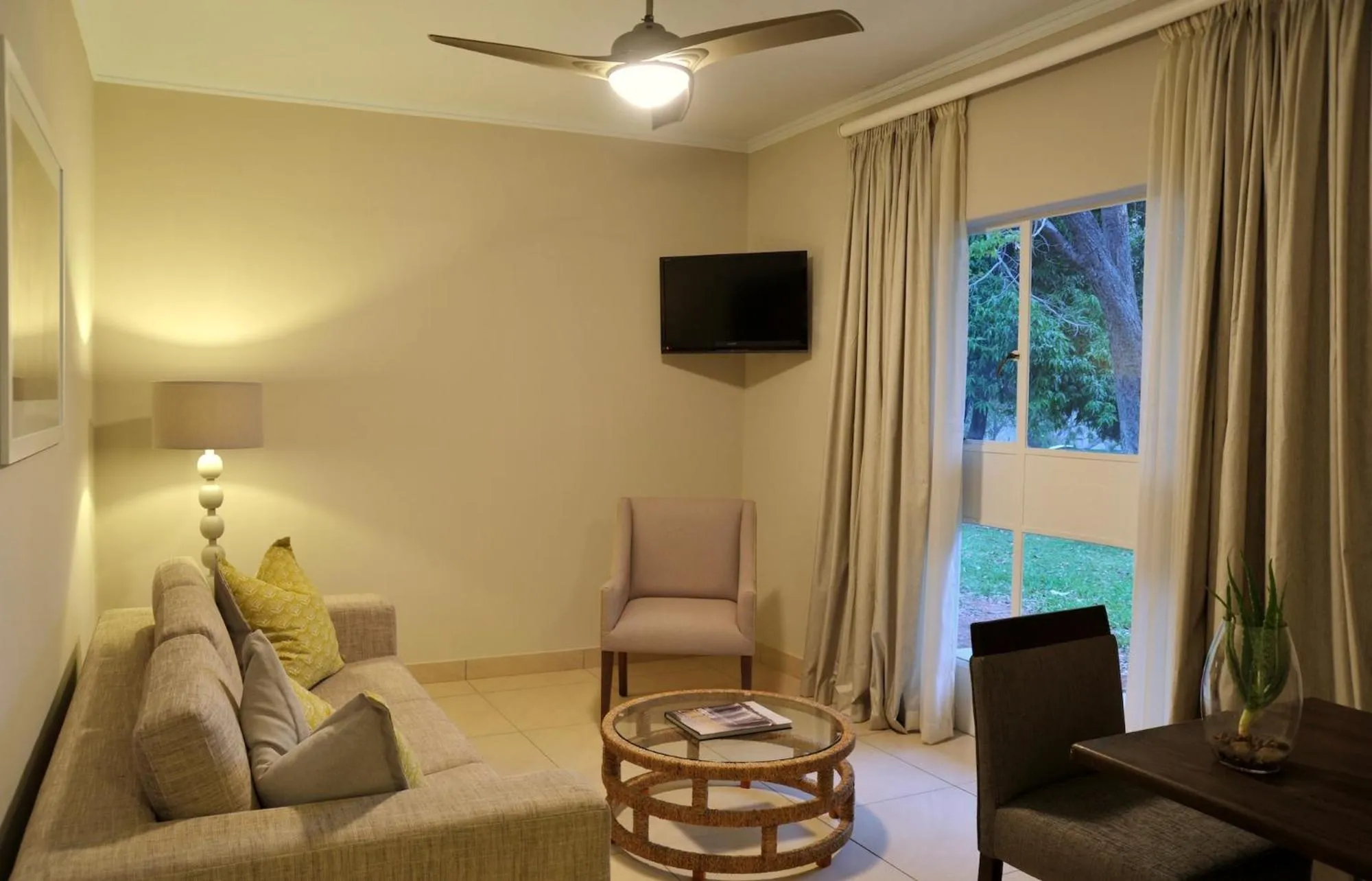 TV and multimedia in Cresta Sprayview Victoria Falls