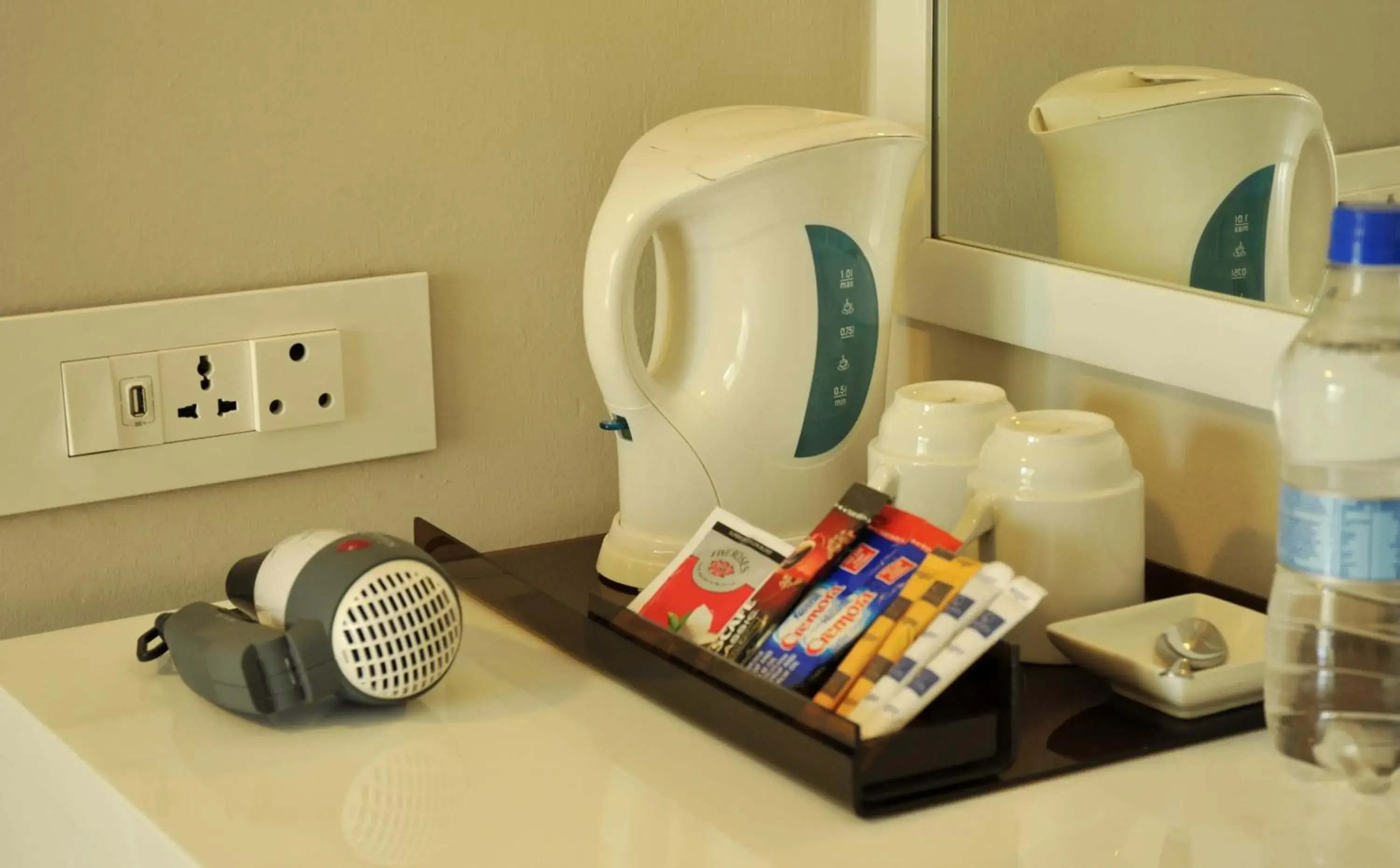 Coffee/tea facilities in Cresta Sprayview Victoria Falls Coffee/tea facilities in Cresta Sprayview Victoria Falls