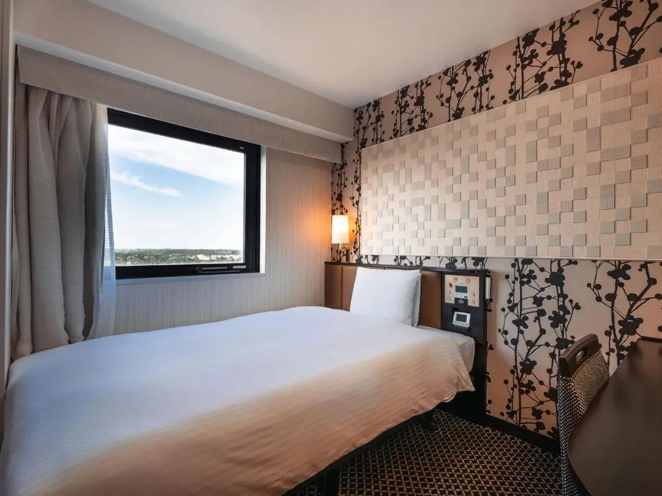 Double Room (1 Adult) - Non-Smoking in Graces Hotels Double Room (1 Adult) - Non-Smoking in Graces Hotels