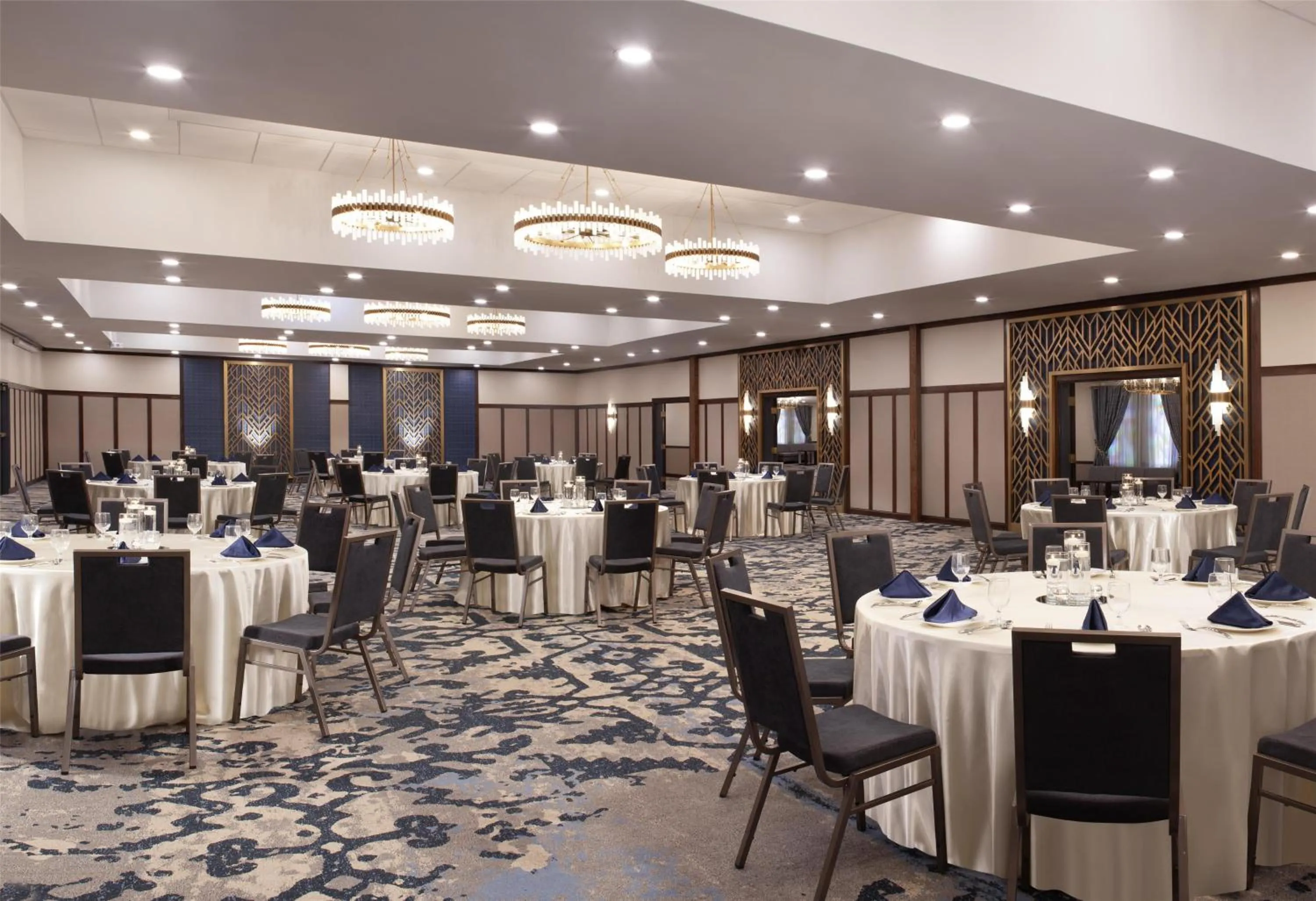 Meeting/conference room in Hotel Royer Urbana Champaign, Tapestry Collection by Hilton