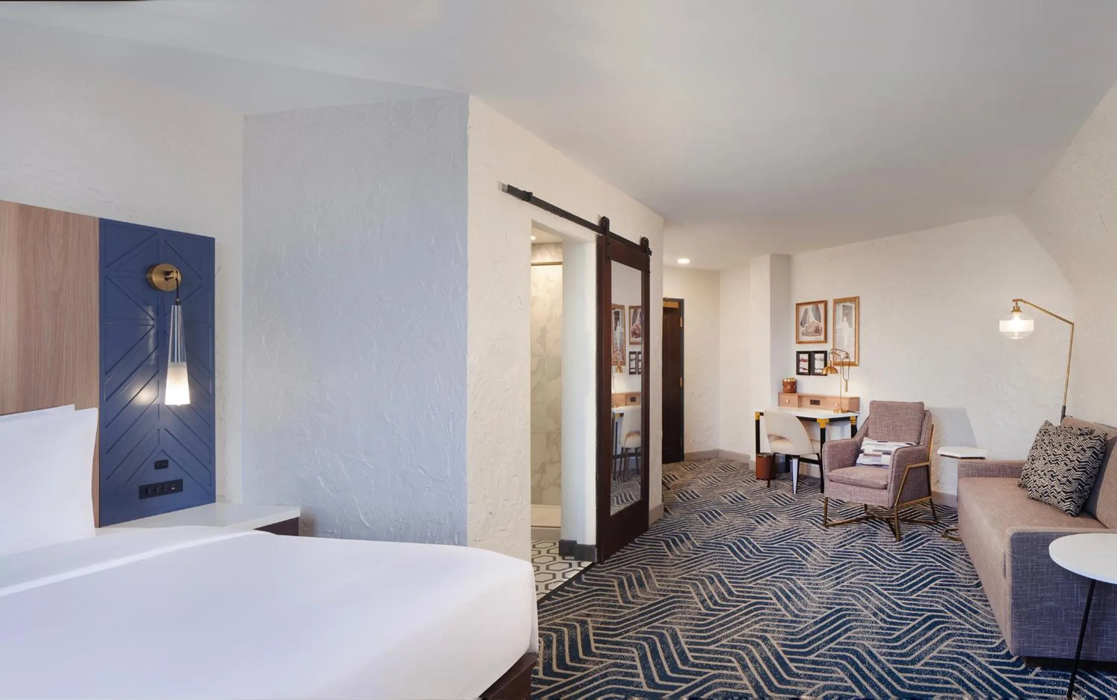 Bed in Hotel Royer Urbana Champaign, Tapestry Collection by Hilton