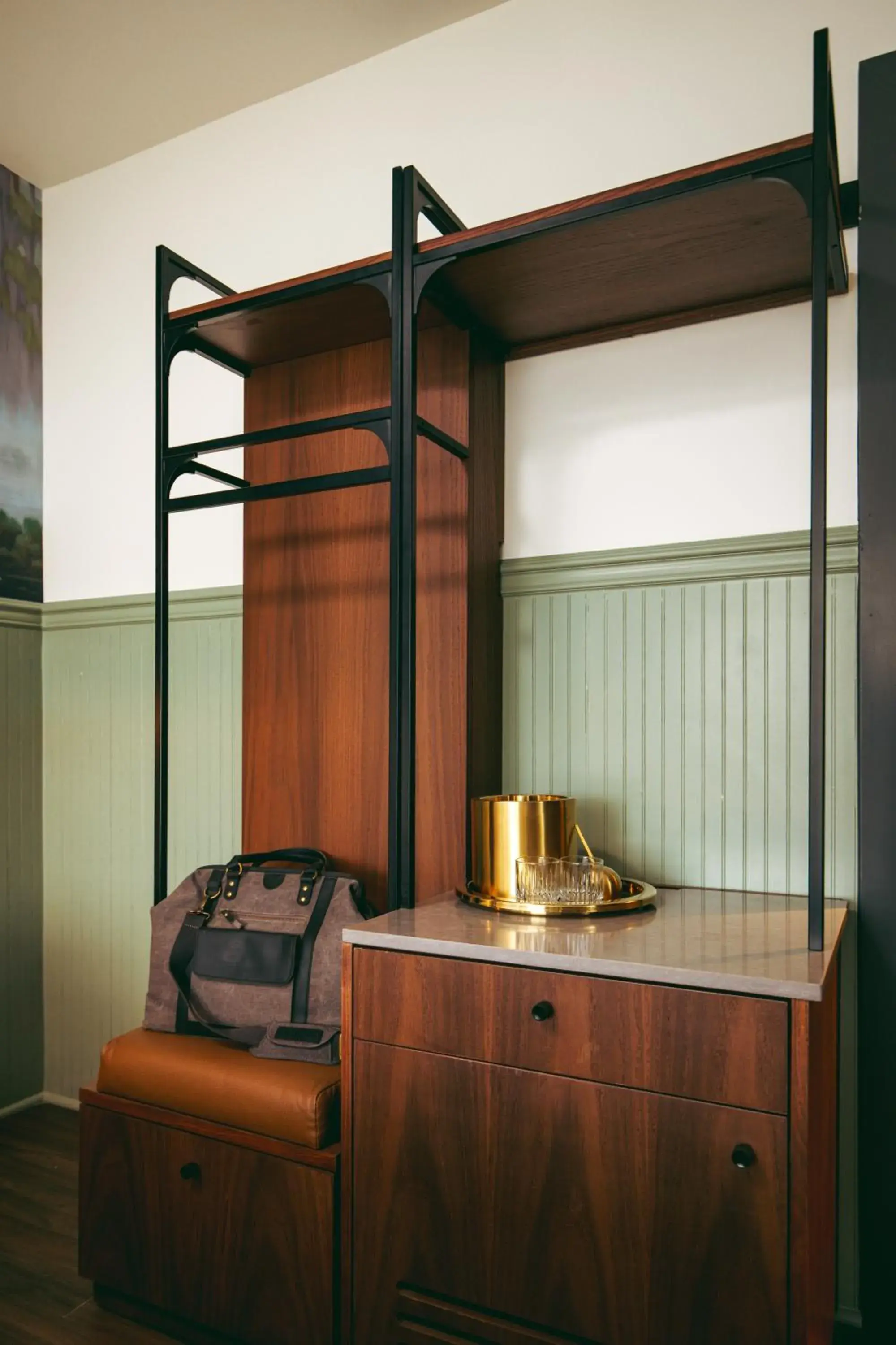 furniture, Bed in The Hotel Monroe, Tapestry Collection By Hilton furniture, Bed in The Hotel Monroe, Tapestry Collection By Hilton