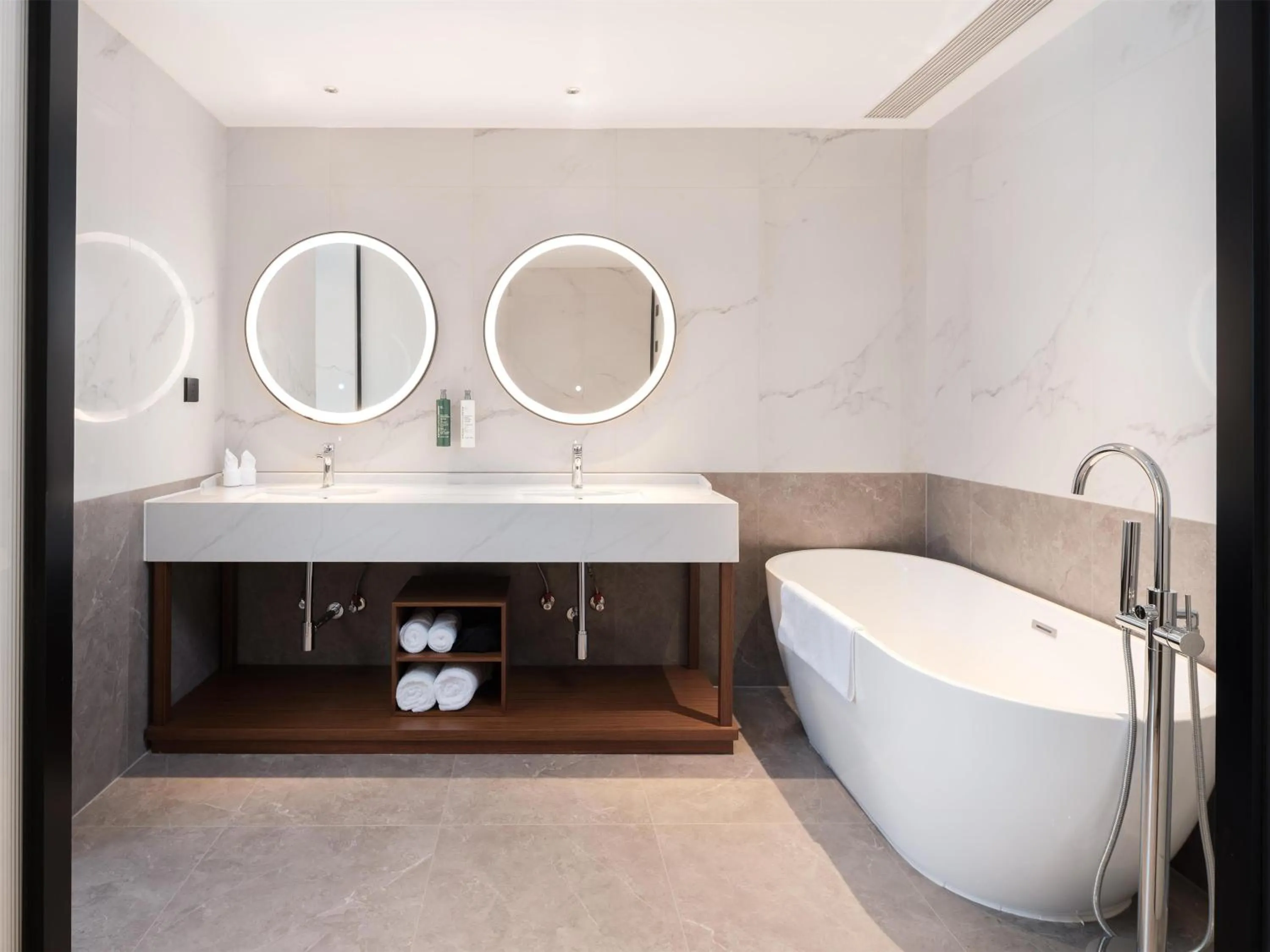 Bathroom in Hilton Garden Inn Taiyuan Jiefang Road