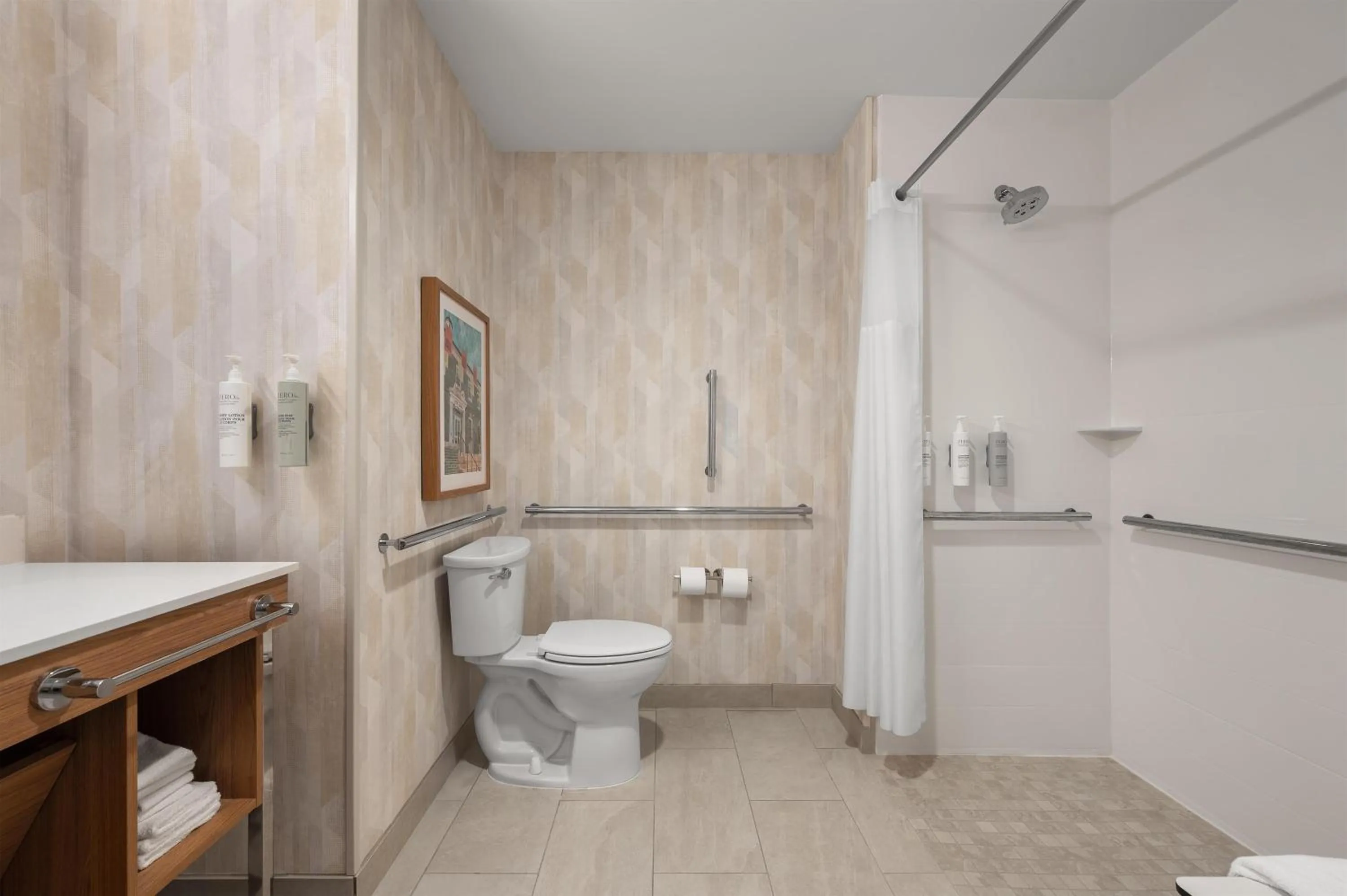 Bathroom in Hampton Inn & Suites By Hilton Port Clinton Catawba Island