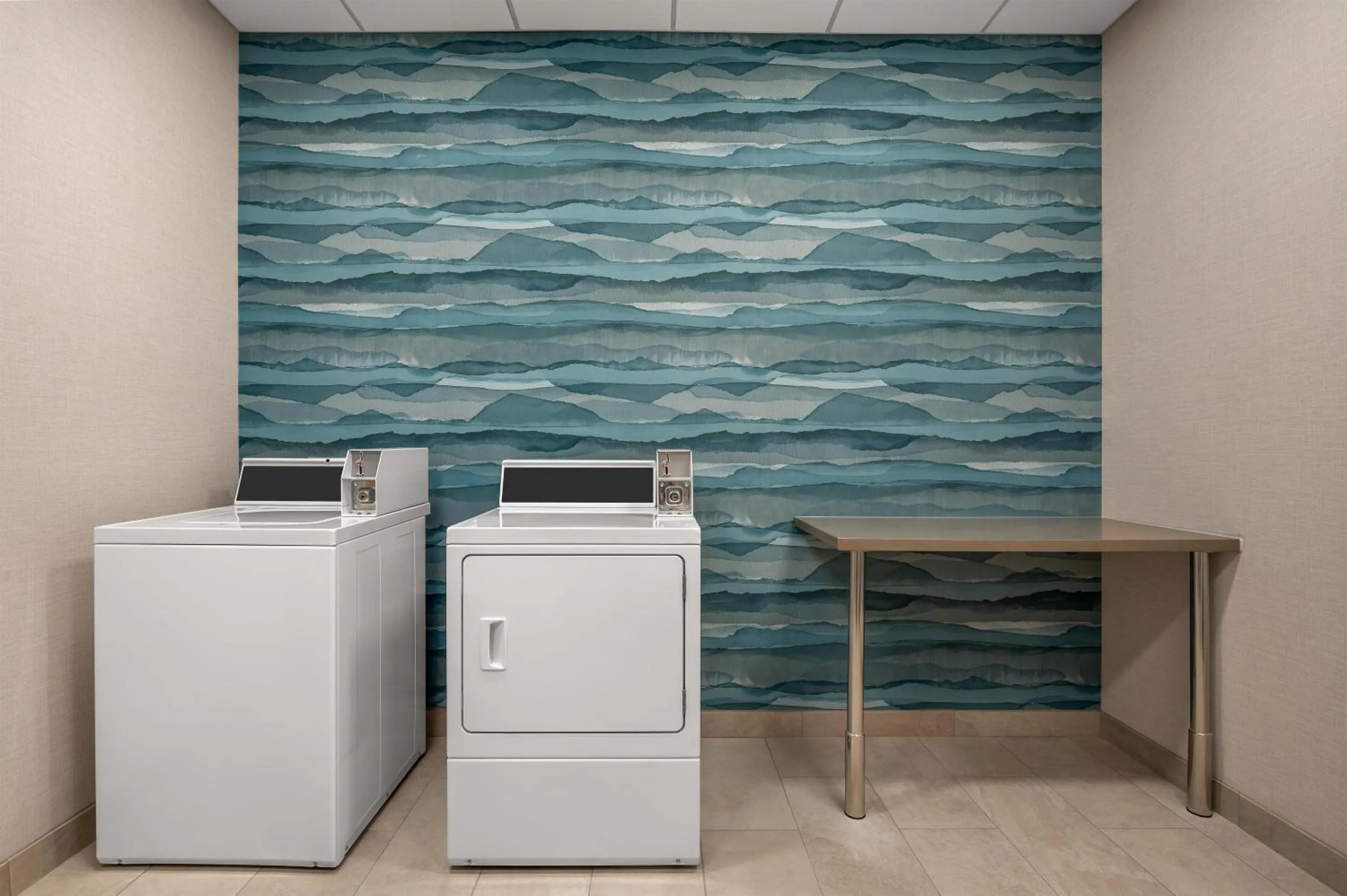 laundry in Hampton Inn & Suites By Hilton Port Clinton Catawba Island