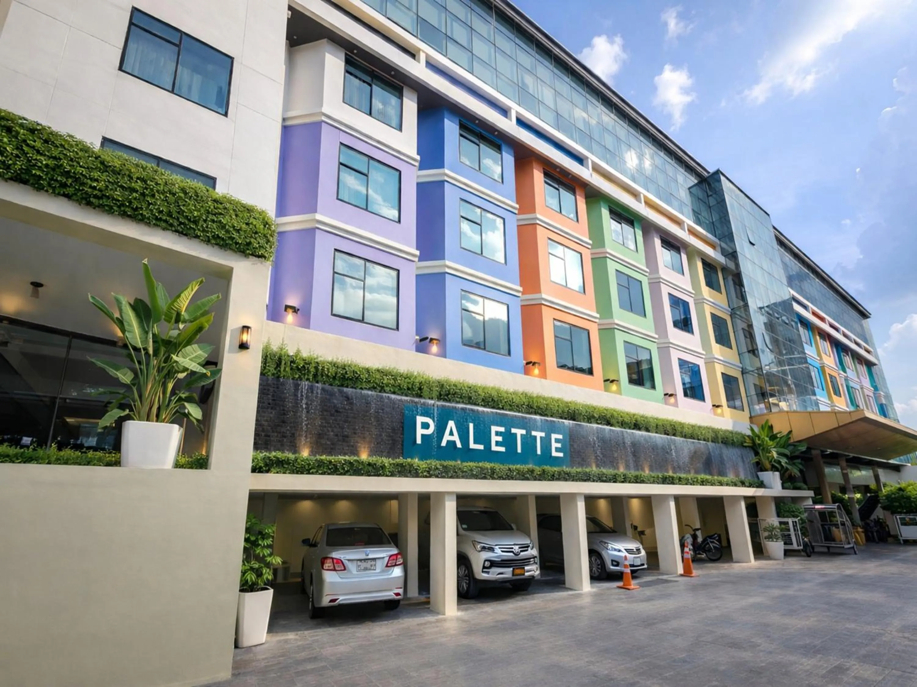 Property building in Palette Walking Street Pattaya