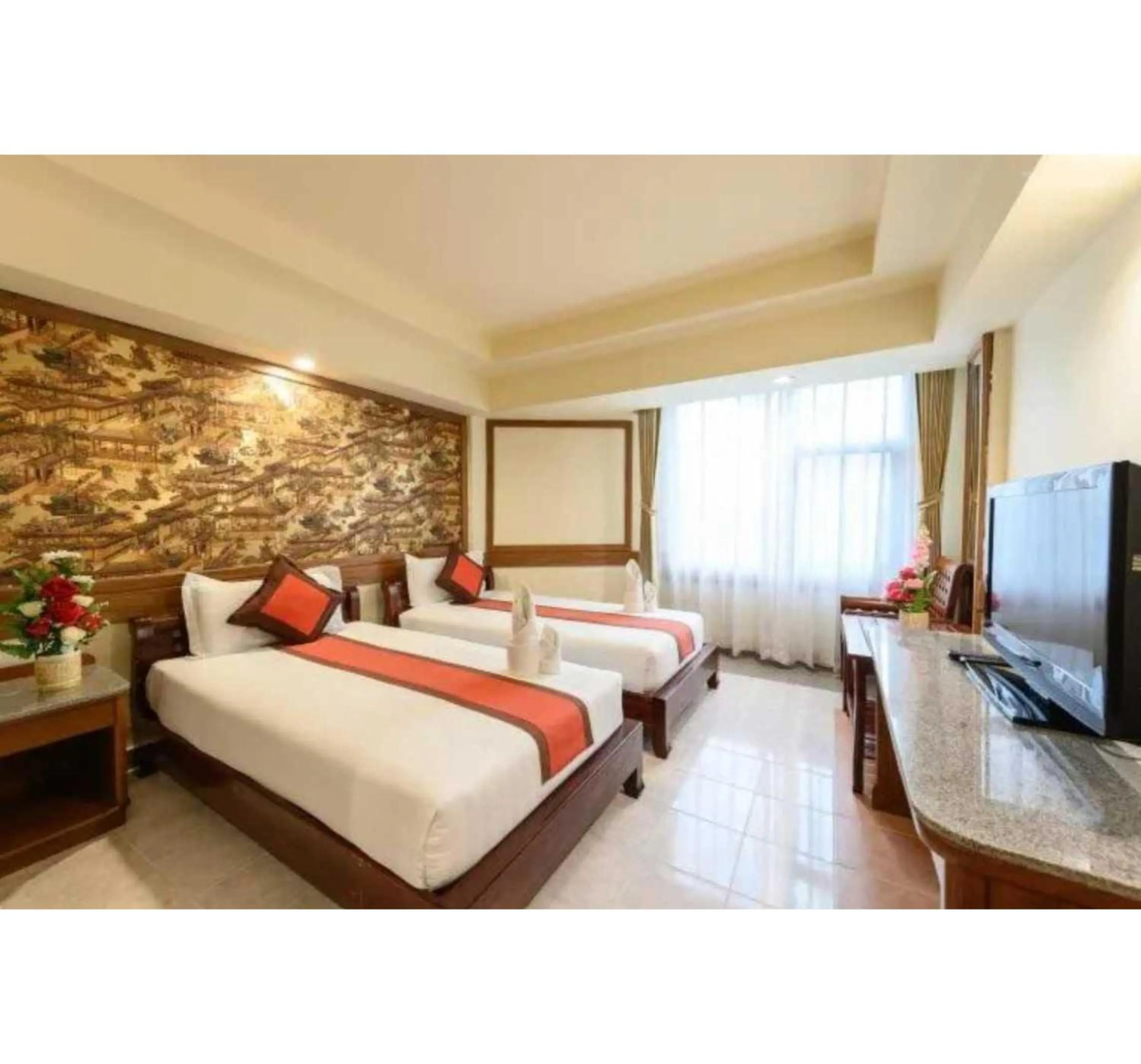 Bed in Palette Walking Street Pattaya