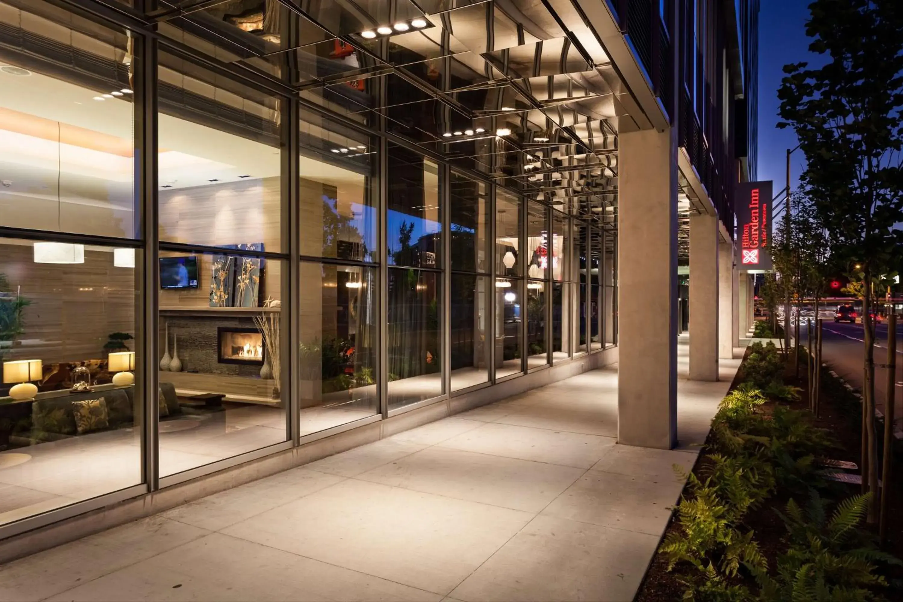 Property building in Hilton Garden Inn Seattle Downtown Property building in Hilton Garden Inn Seattle Downtown