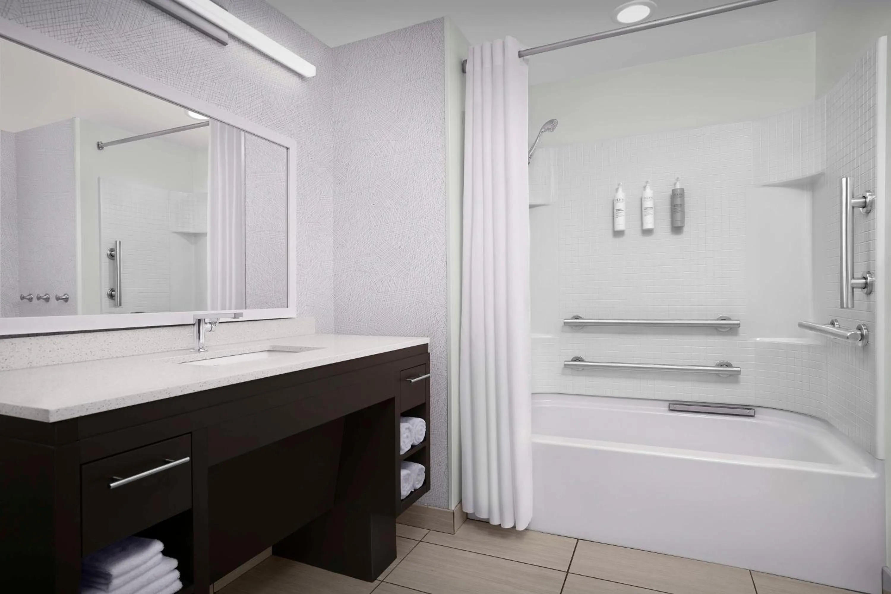 Bathroom in Home2 Suites by Hilton Clarksville/Ft. Campbell