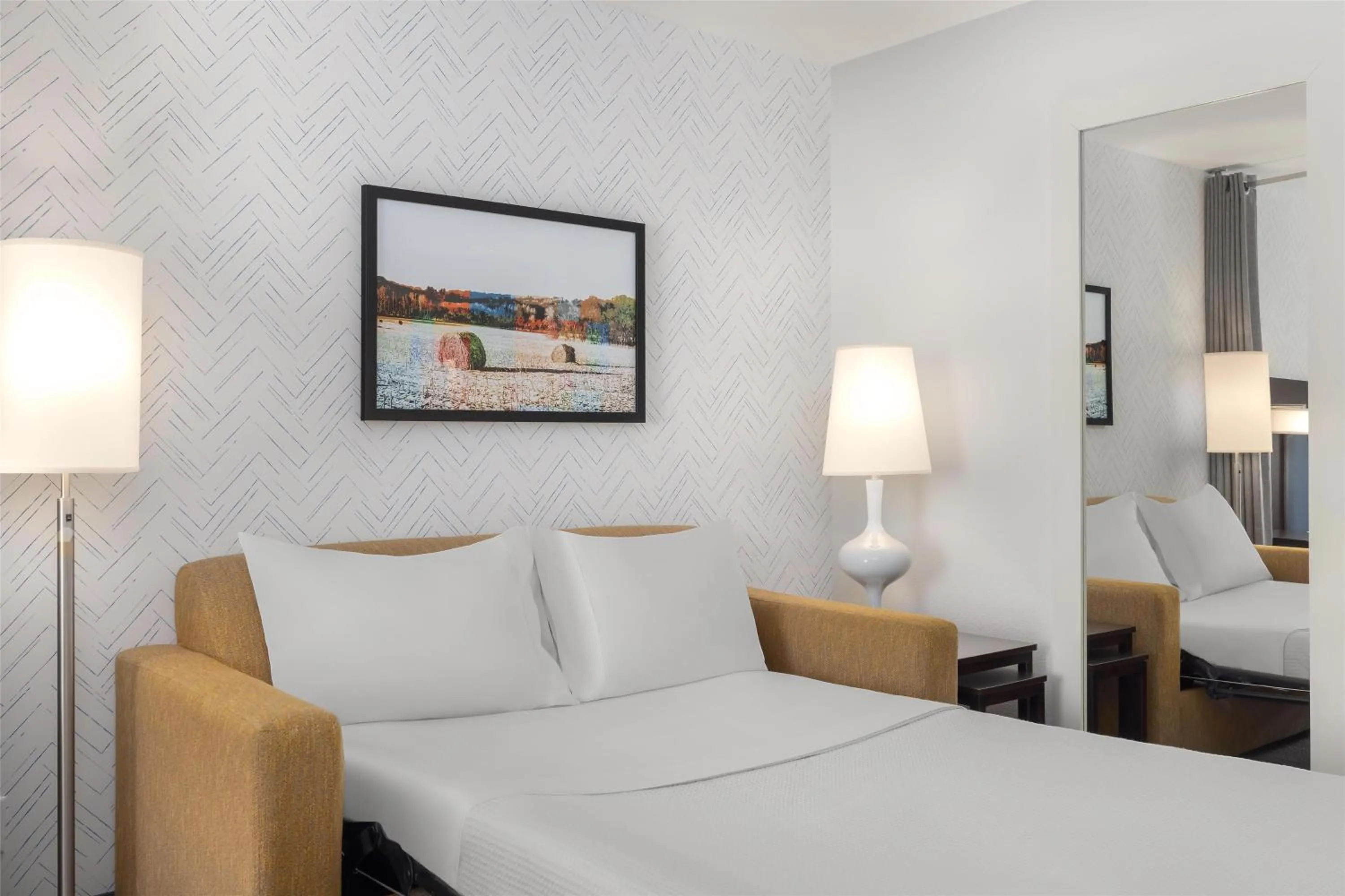 Living room, Bed in Home2 Suites by Hilton Idaho Falls