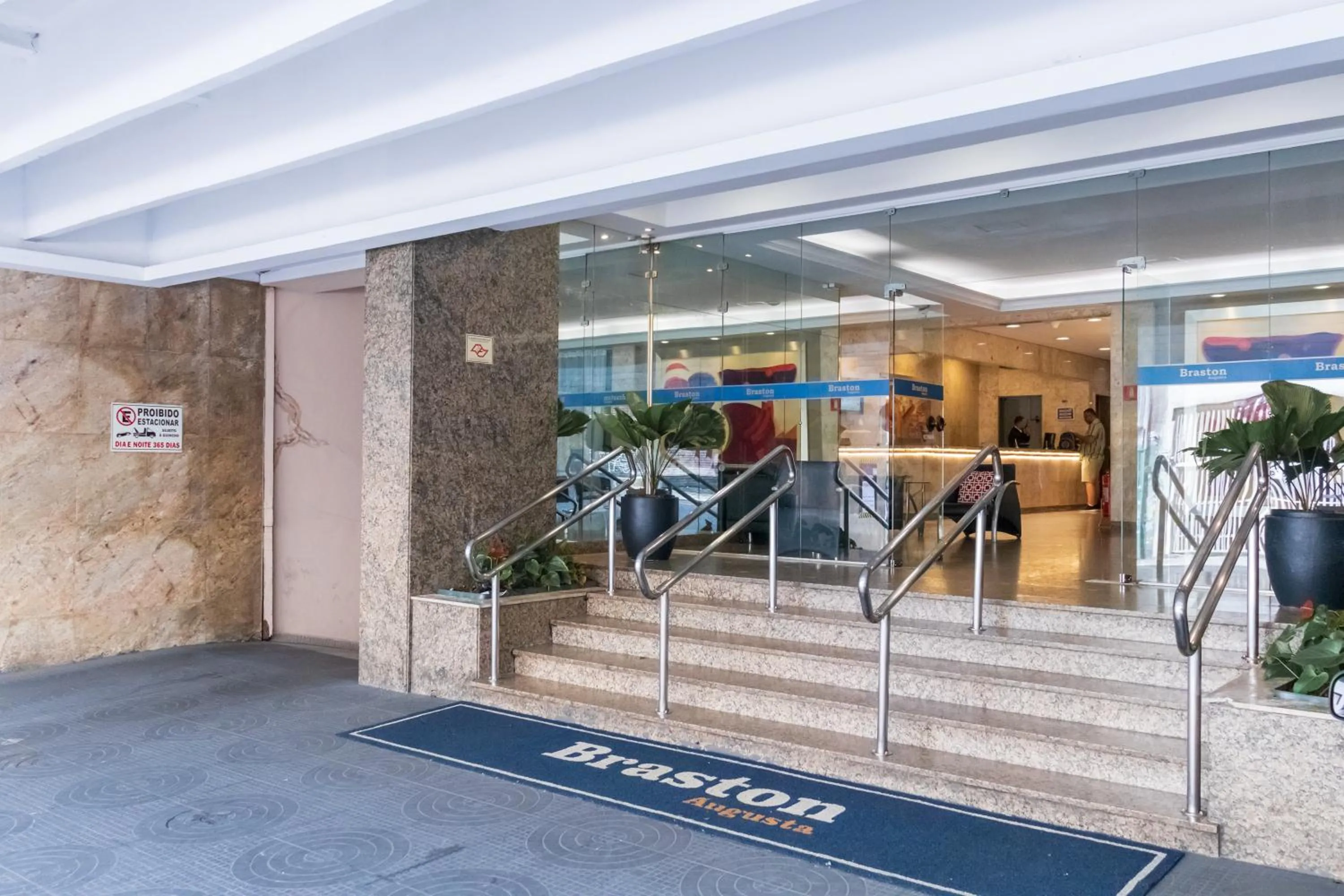 Facade/entrance in Braston Augusta Hotel by Castelo Itaipava