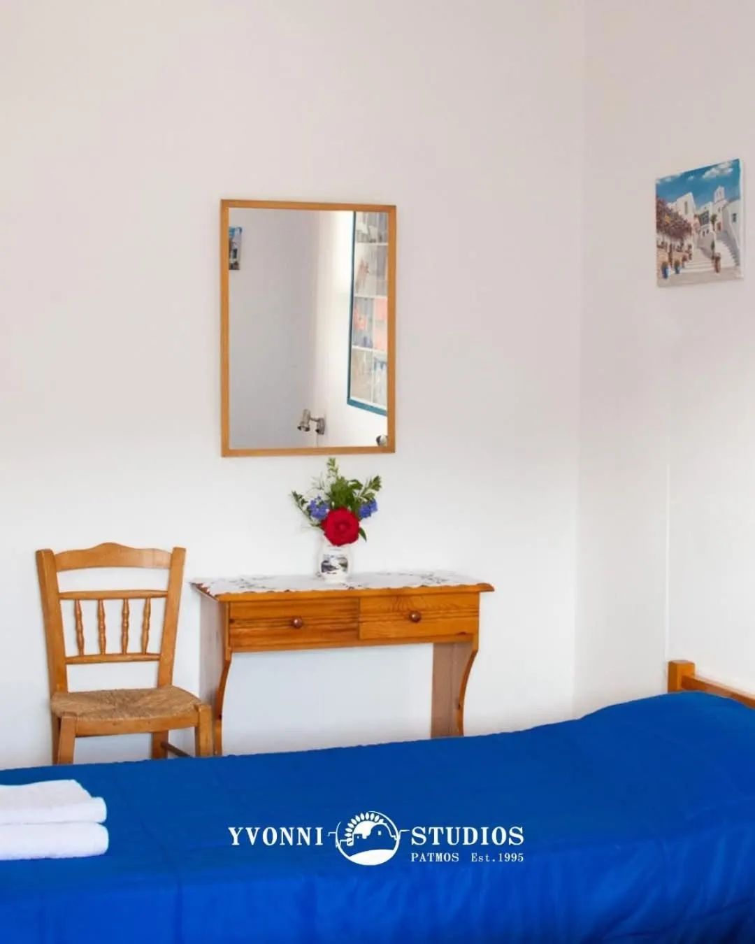 Bed in Yvonni Studios