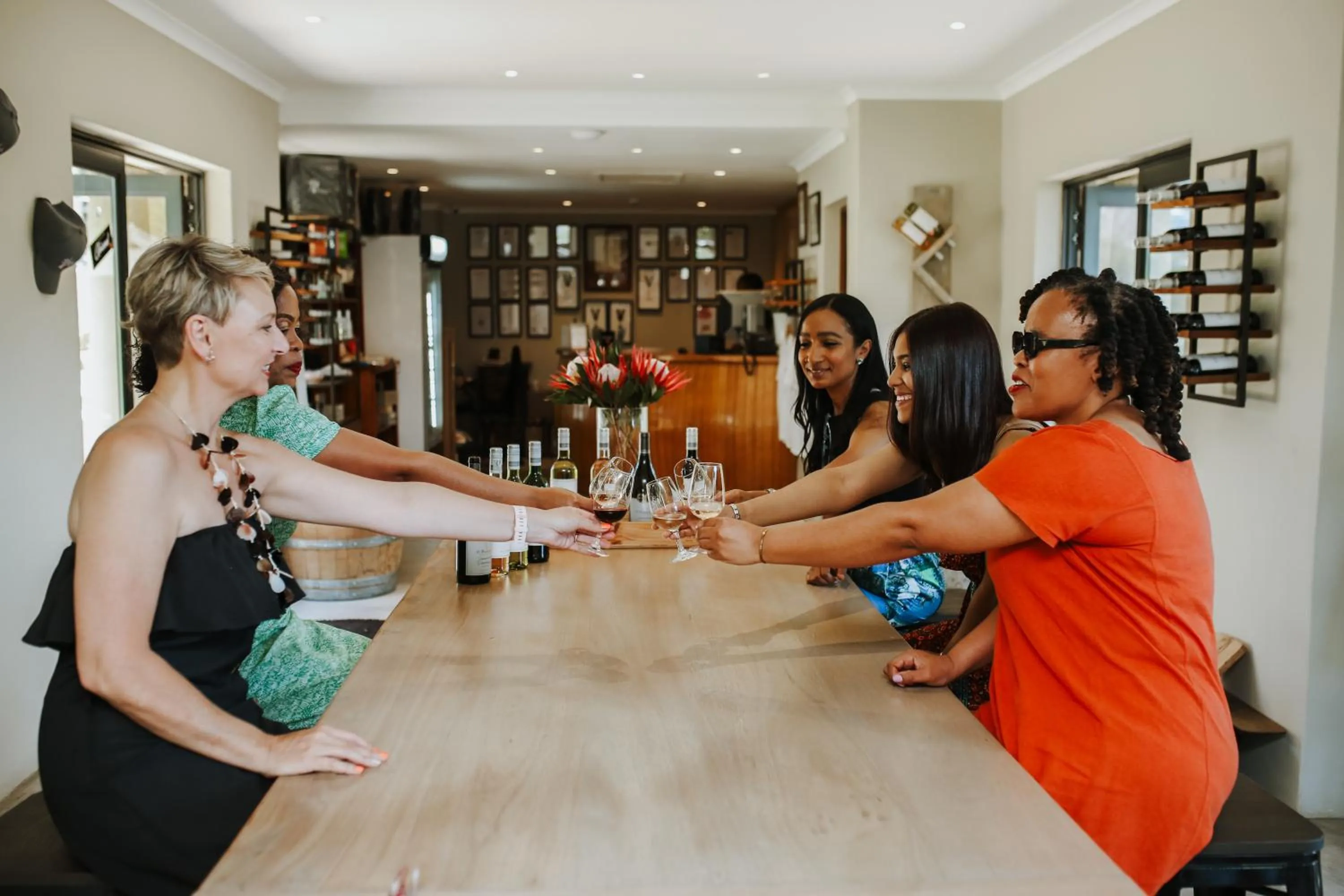 Restaurant/places to eat in Le Pommier Wine Estate