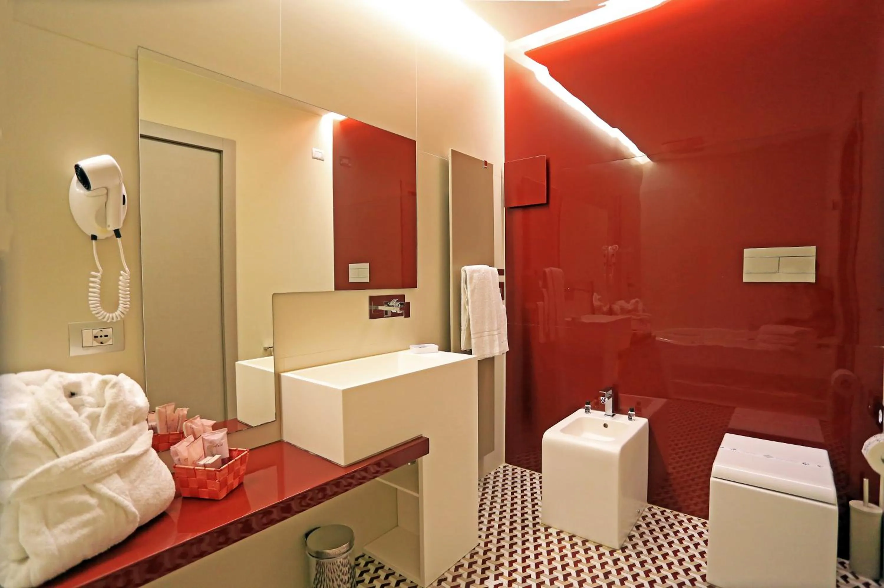 Zafran Boutique Hotel