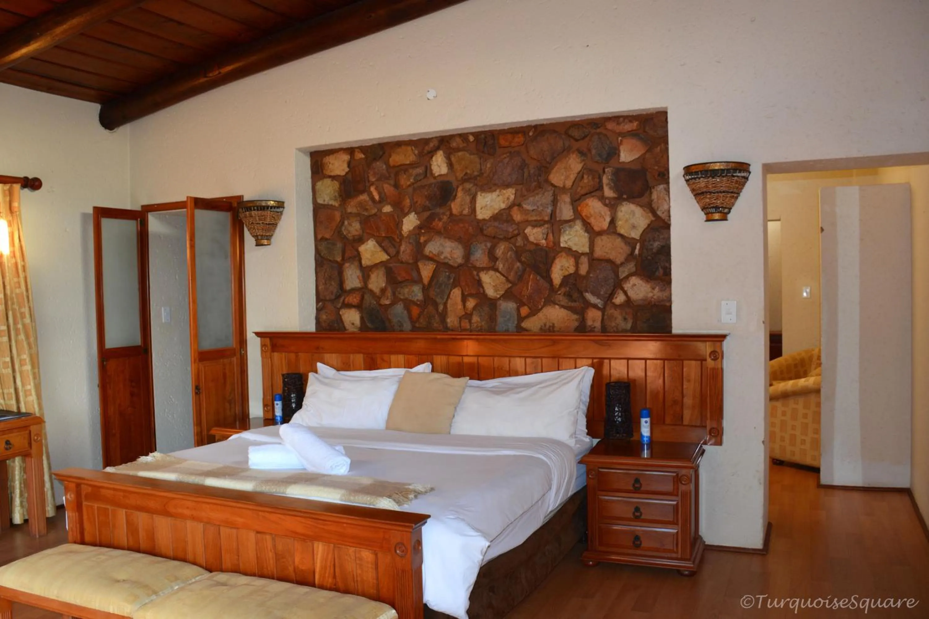 Bed in La Montagne Guest Lodge