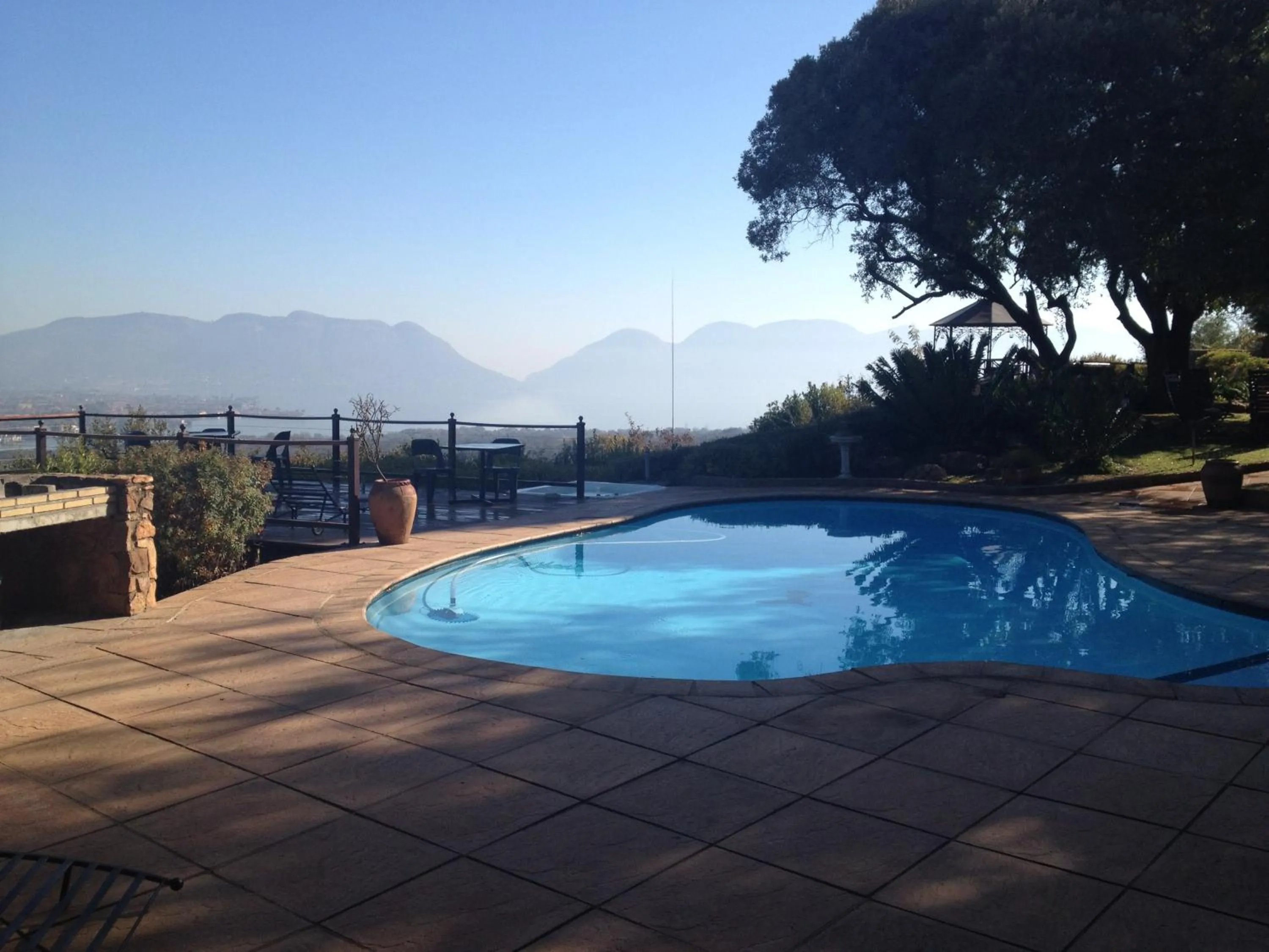 Day in La Montagne Guest Lodge