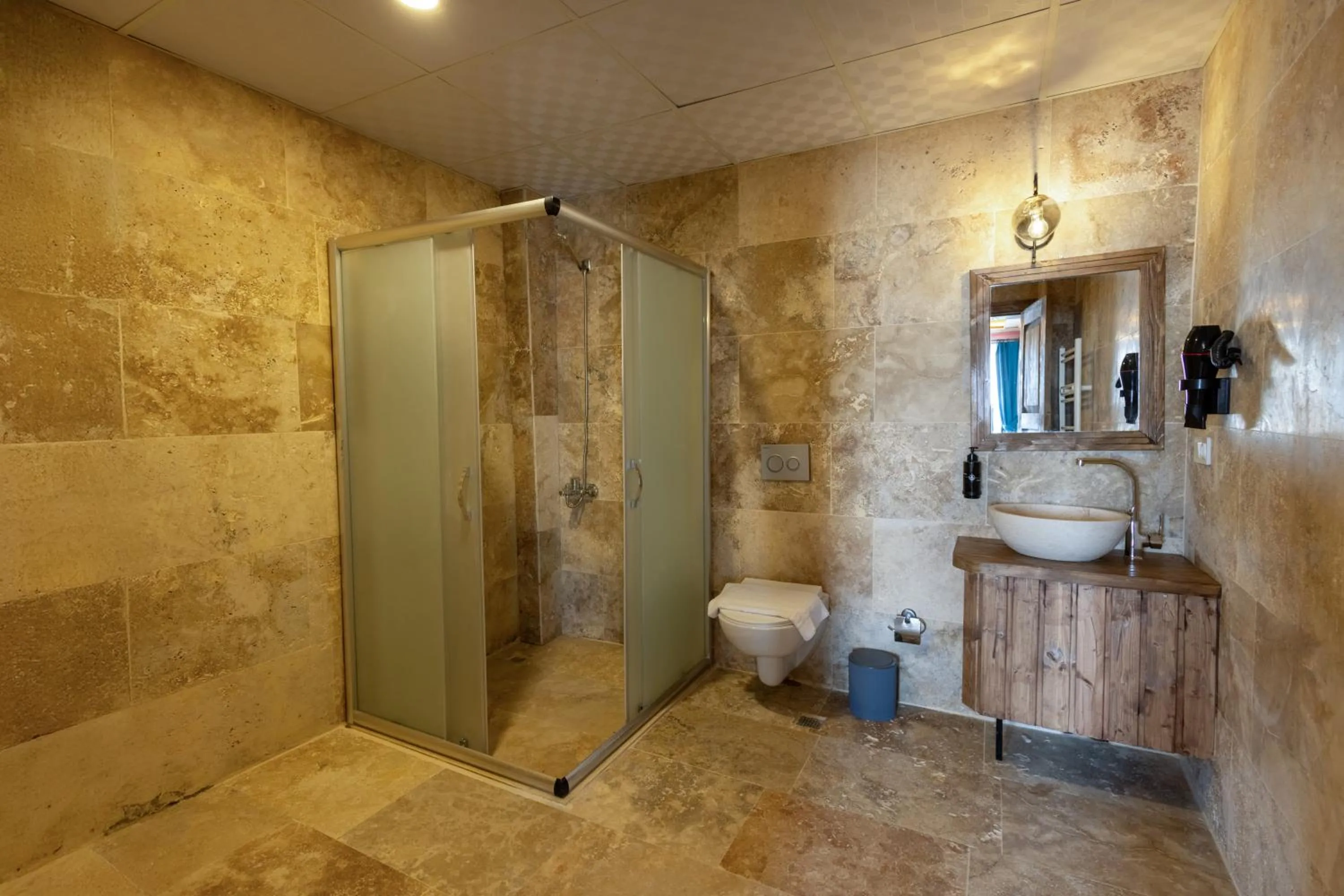 Shower in Rio Cappadocia Hotel