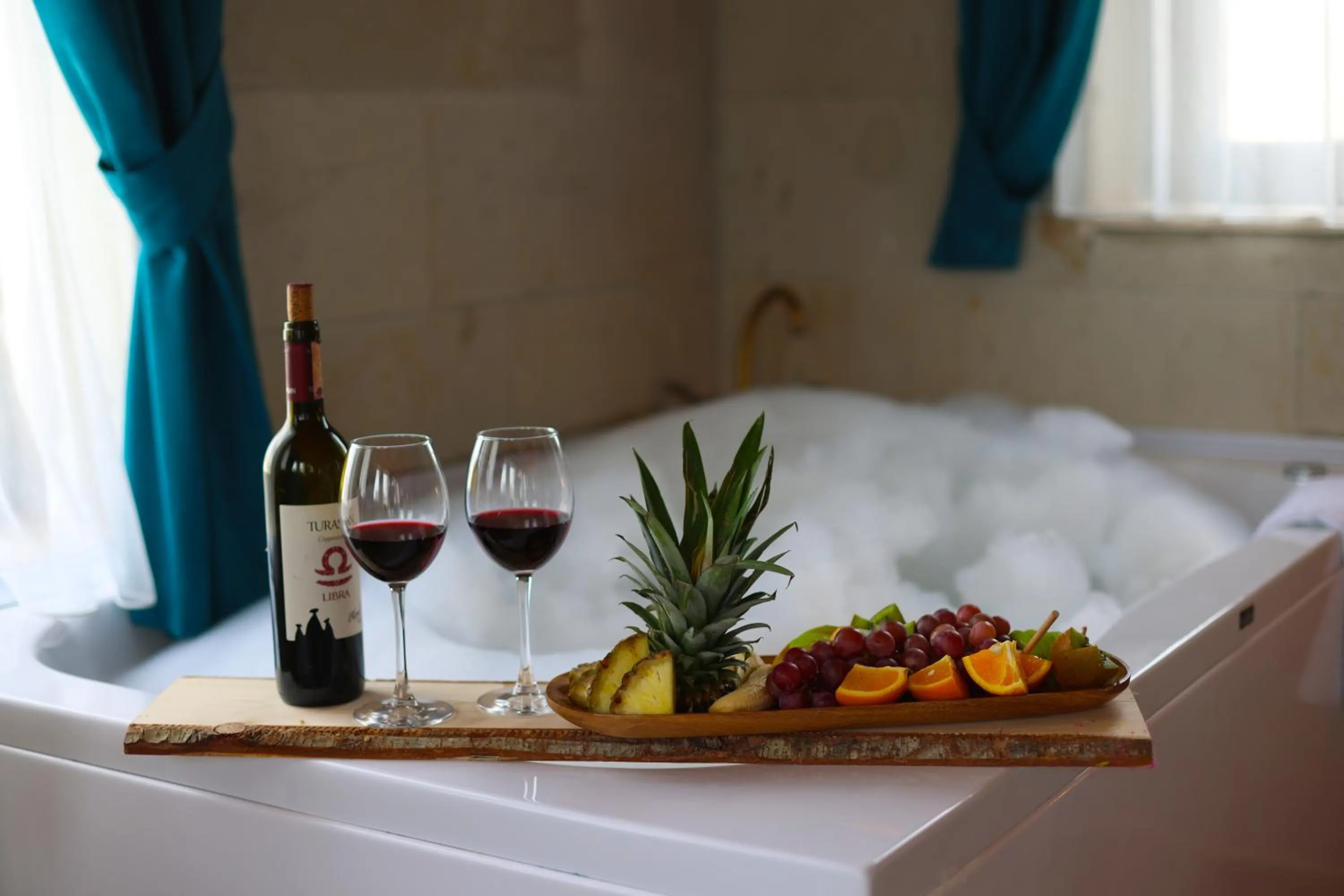 Hot Tub in Rio Cappadocia Hotel