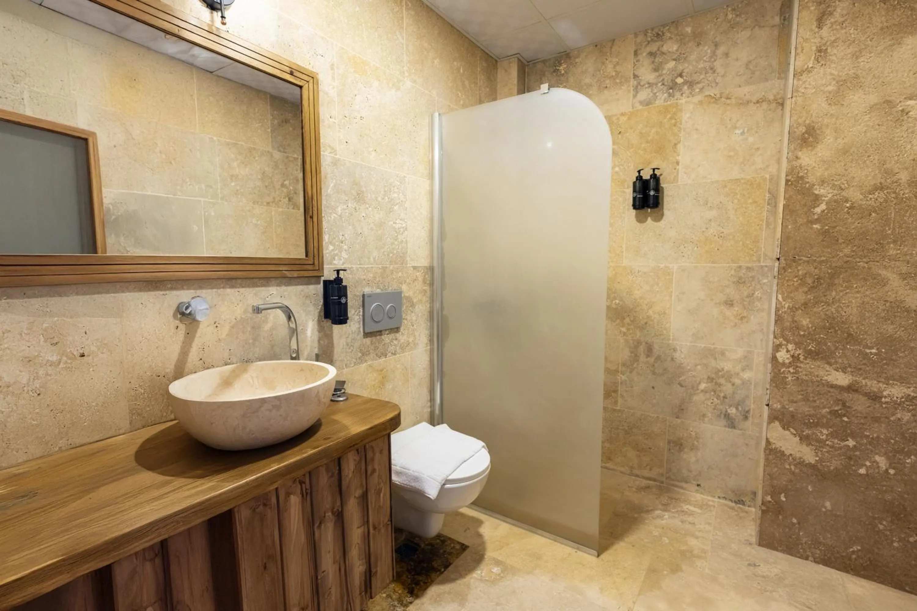 Shower in Rio Cappadocia Hotel