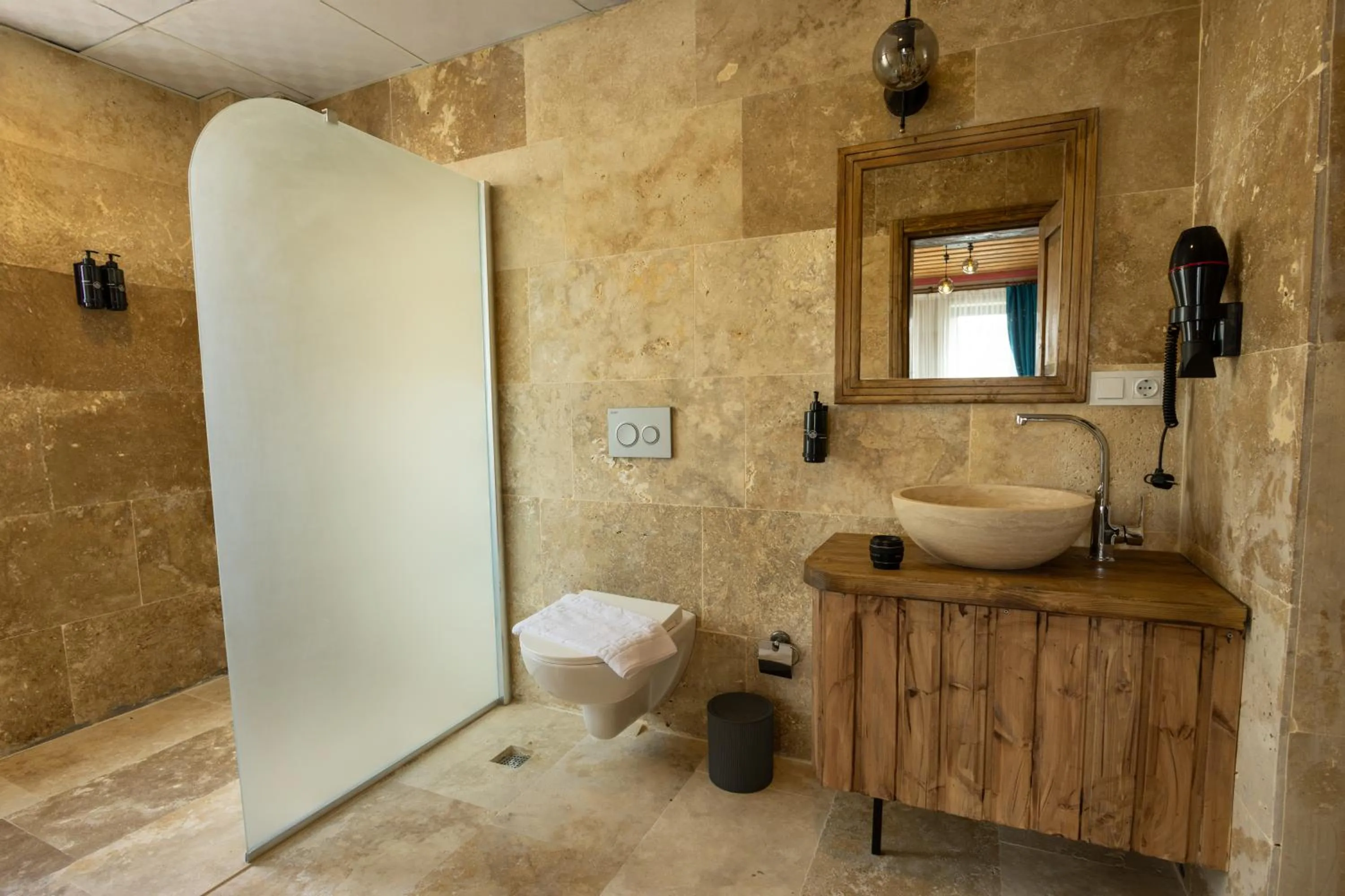 Shower in Rio Cappadocia Hotel